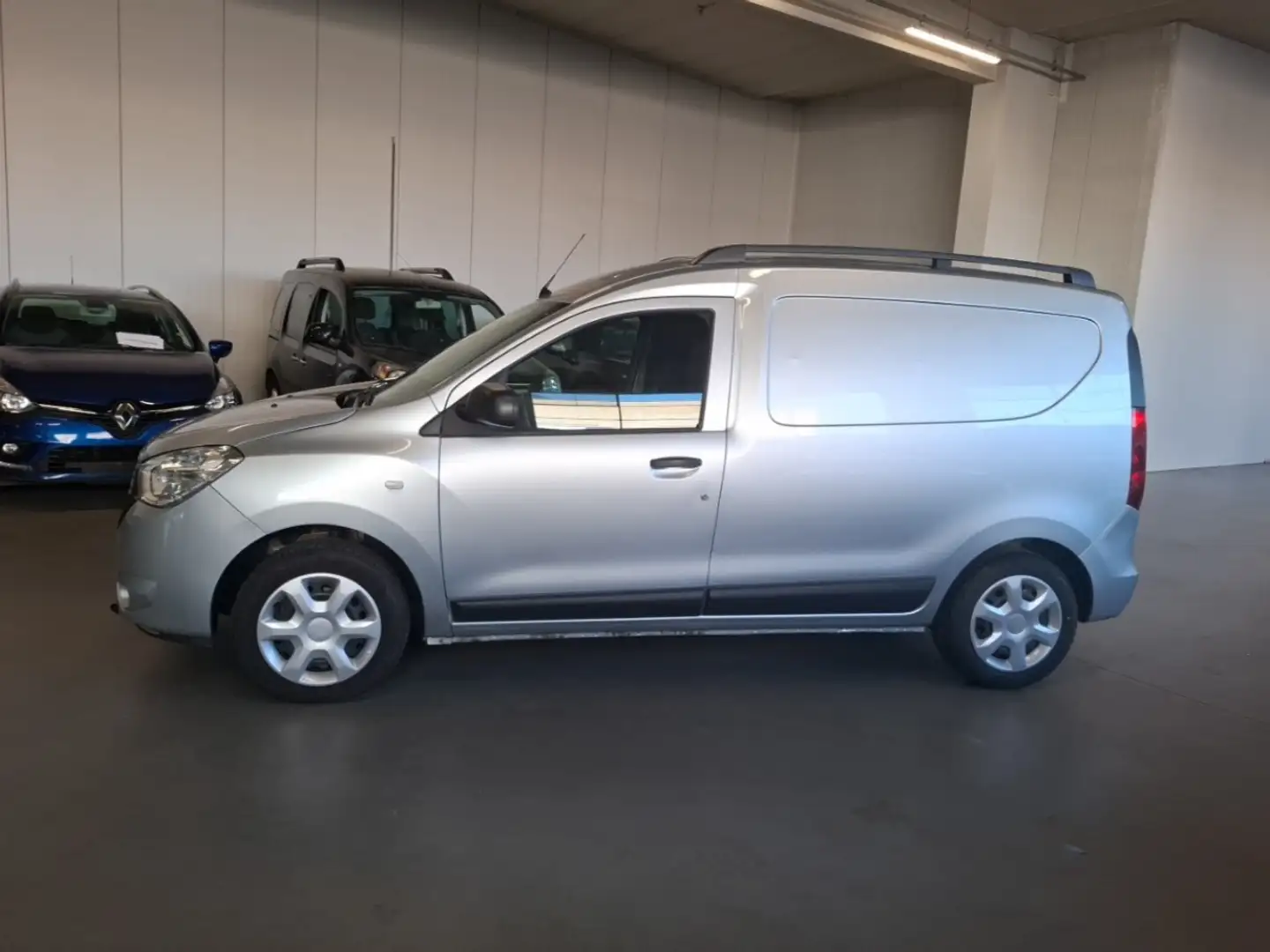 Dacia Dokker 1.5 Blue dCi 75 Essential NAVI AIRCO PDC Argintiu - 2