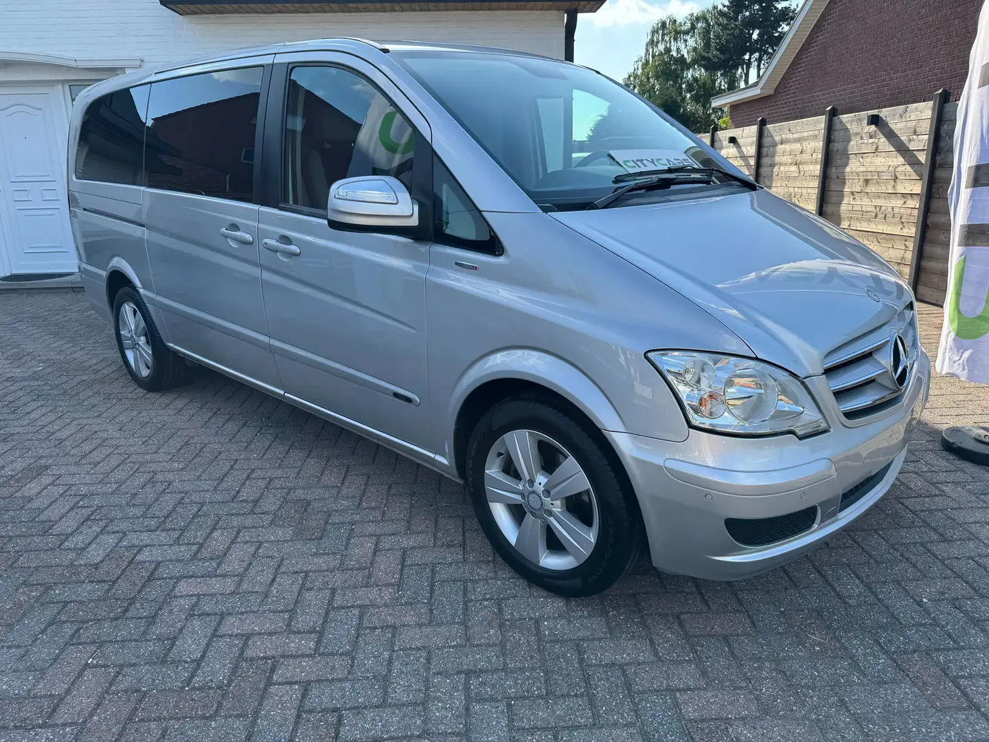 Mercedes-Benz Viano "FUN"-2143cc-AUTOM-7 ZITPL-CAMPING CAR-NIEUWSTAAT - 2