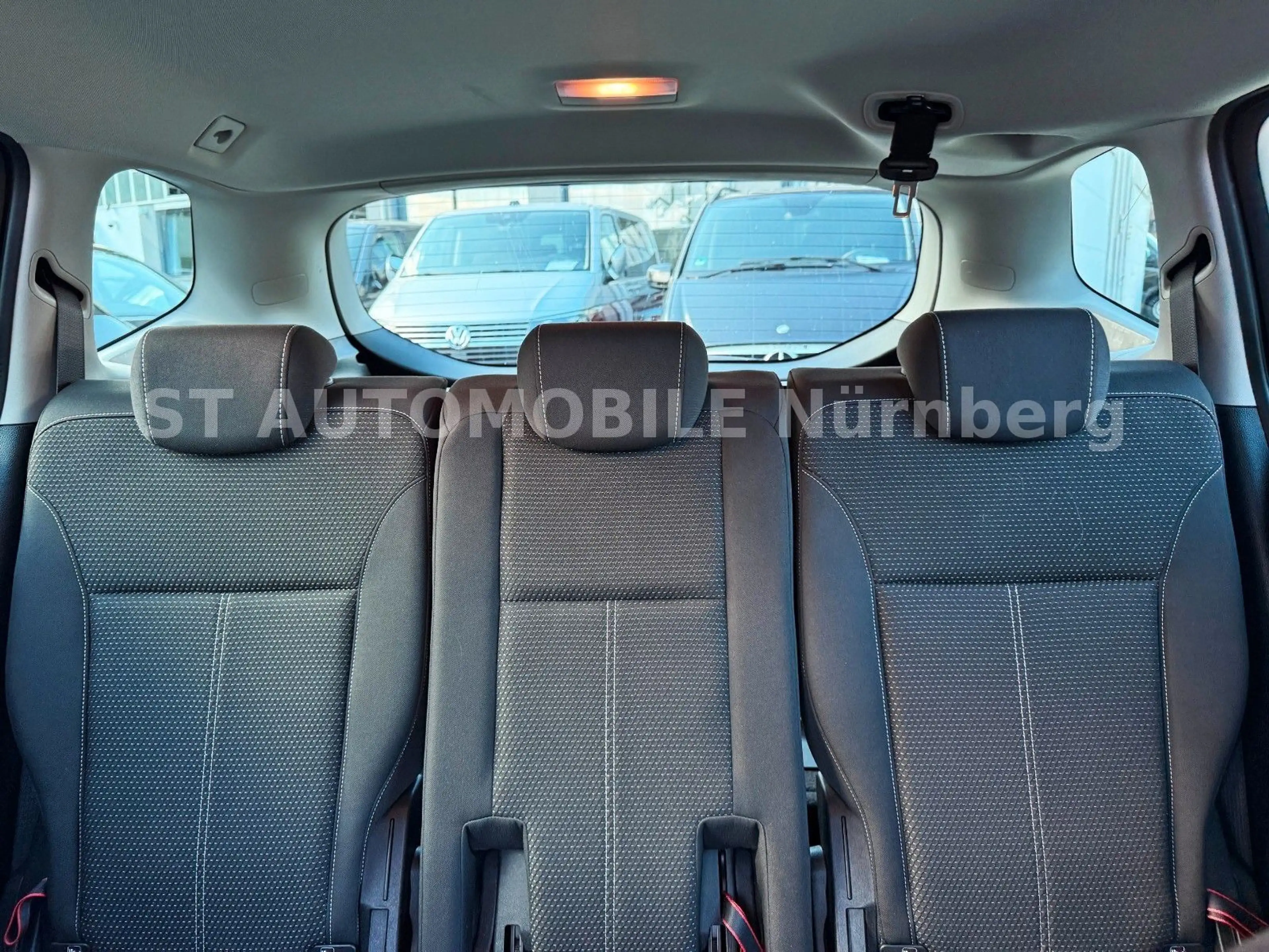Opel Zafira Tourer 1.6 CDTI Innovation*PDC*LED*TEMPO* — photo 10