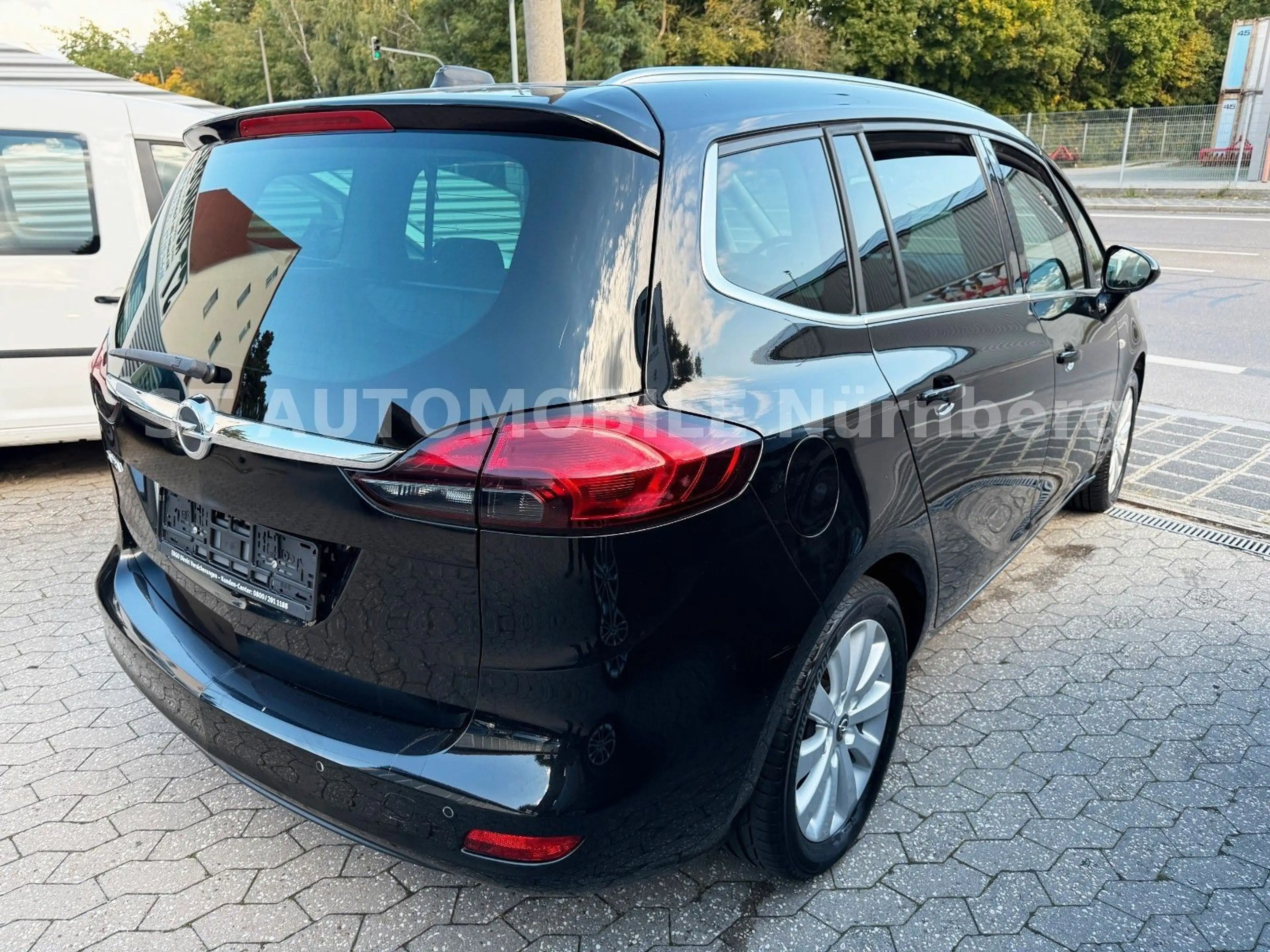 Opel Zafira Tourer 1.6 CDTI Innovation*PDC*LED*TEMPO* — photo 4