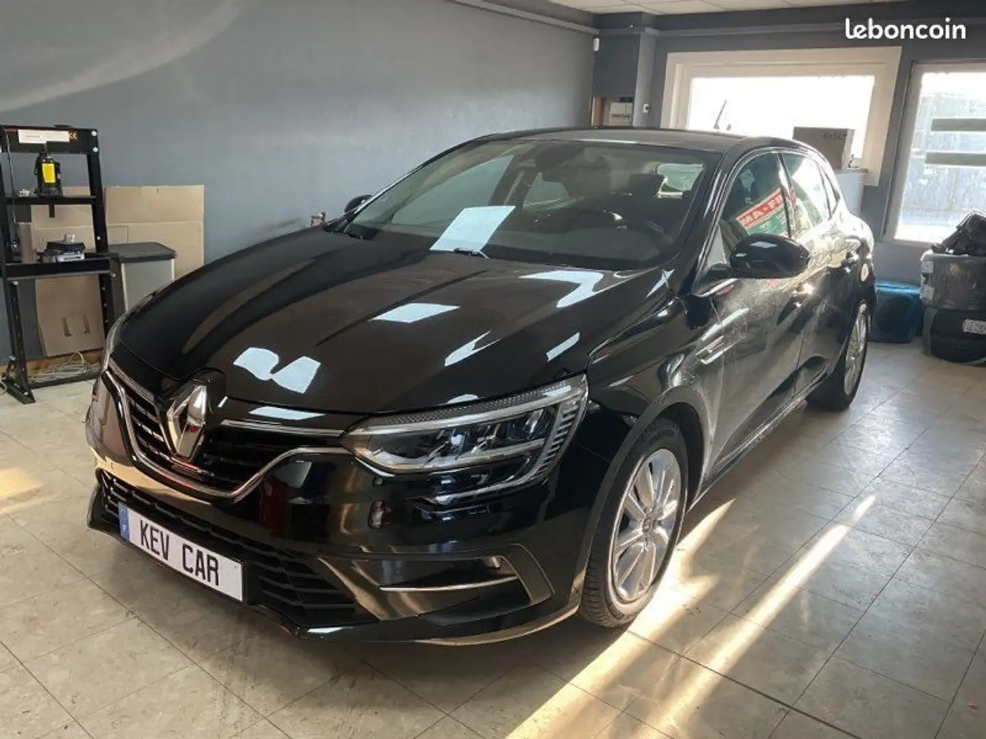 Renault Megane 1.6E-tech plush in Negru - 1