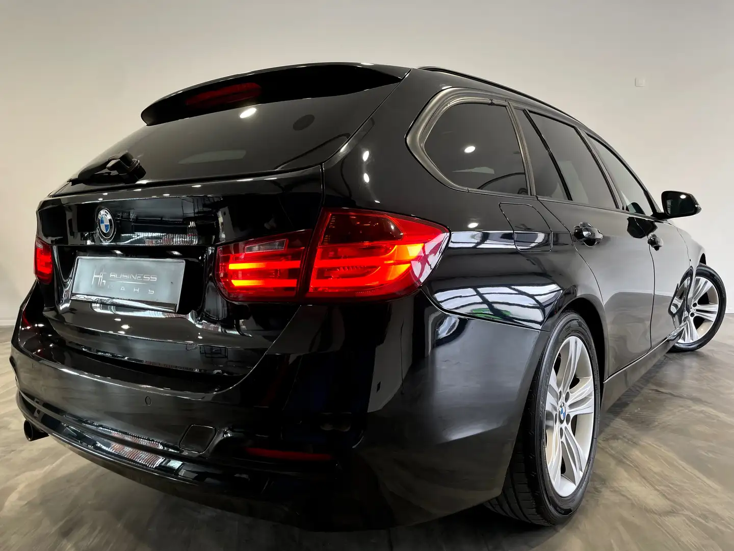 BMW 320 dA/ TOURING/ SPORT LINE/ SHADOW LINE/ CUIR/ LED Noir - 2