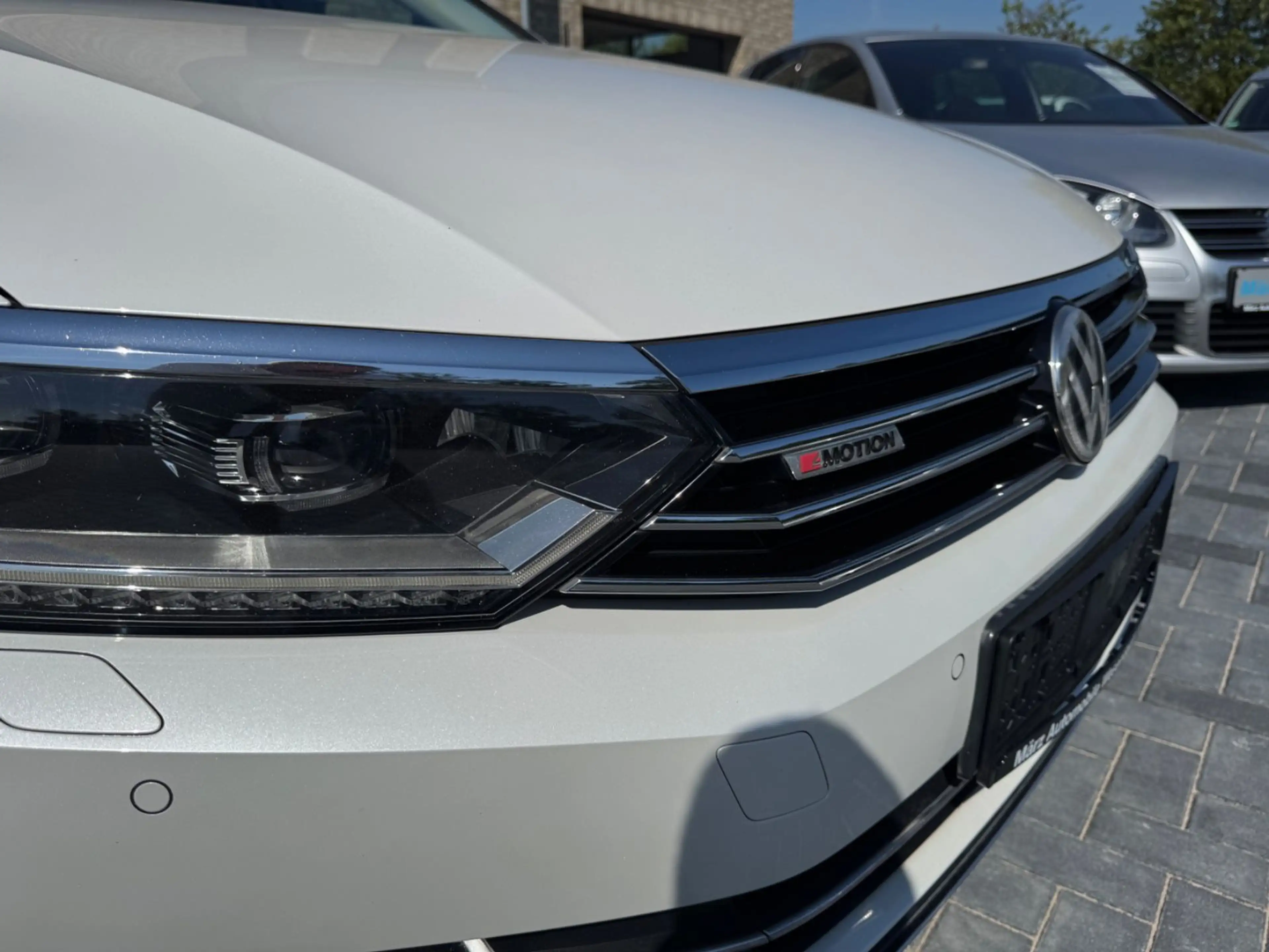 Volkswagen Passat Variant Highline 4Motion/ DSG/ Head-Up — photo 3