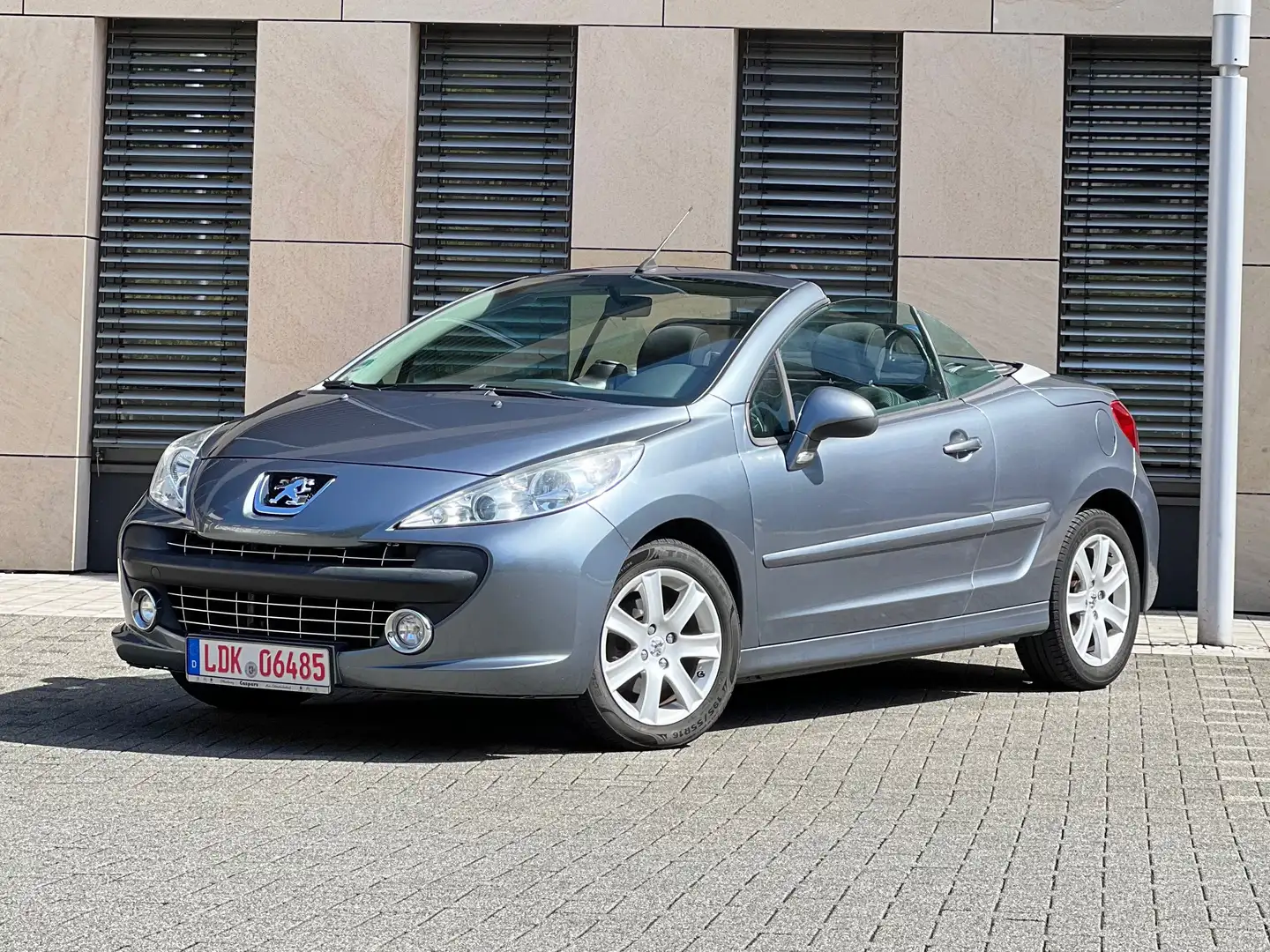 Peugeot 207 Sport*Cabrio*2 Hand*Klimaautomatik*SHZ* Grau - 1