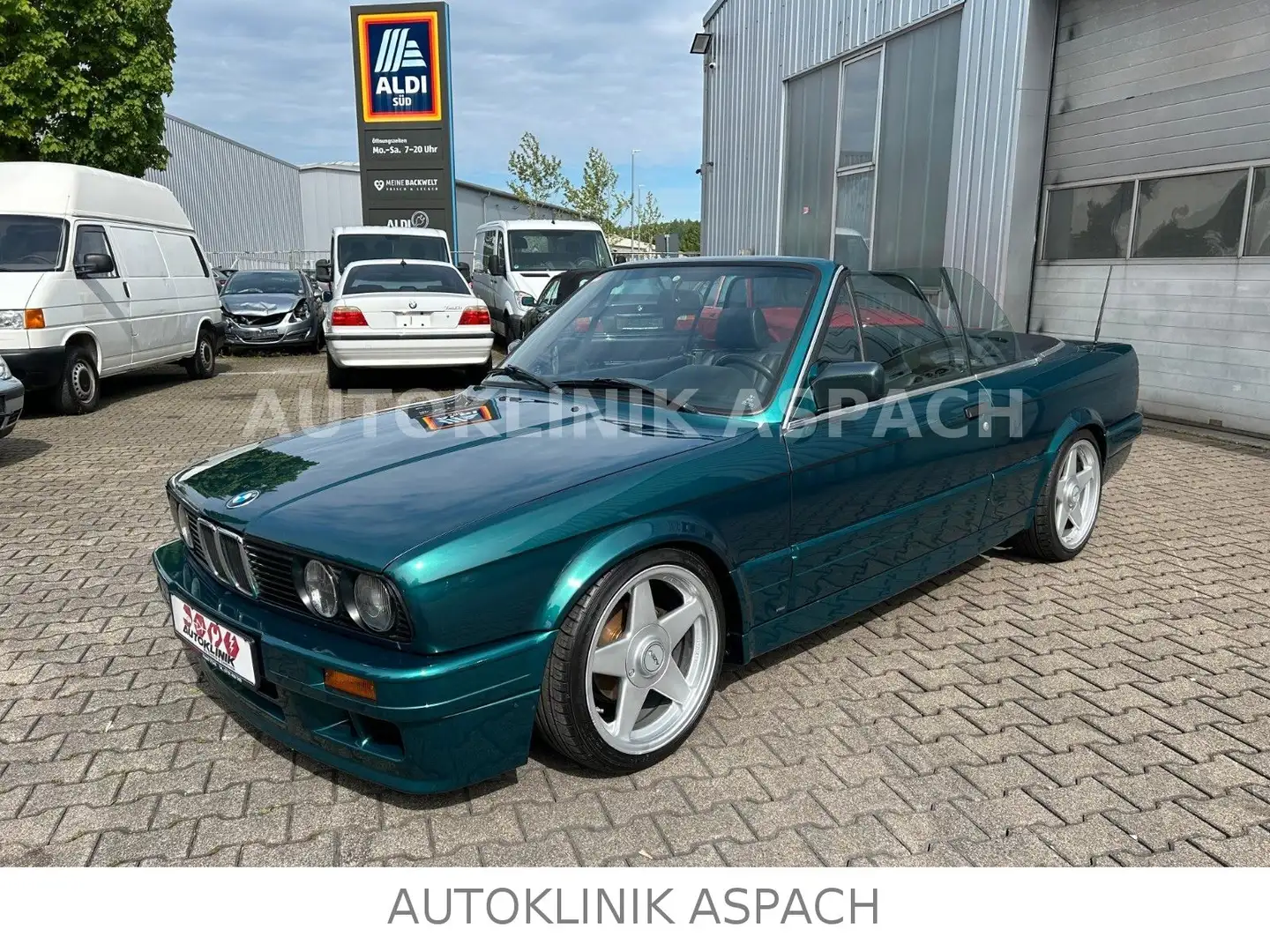 BMW 323 E30 323 Cabrio M-Technik 2 M52B25 Zelená - 1