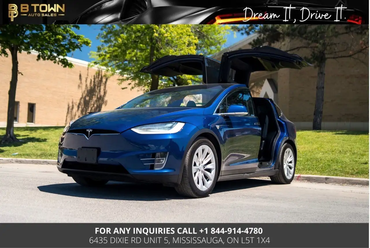 Tesla Model X снимка Tesla Model X