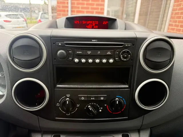 Peugeot Partner view 13