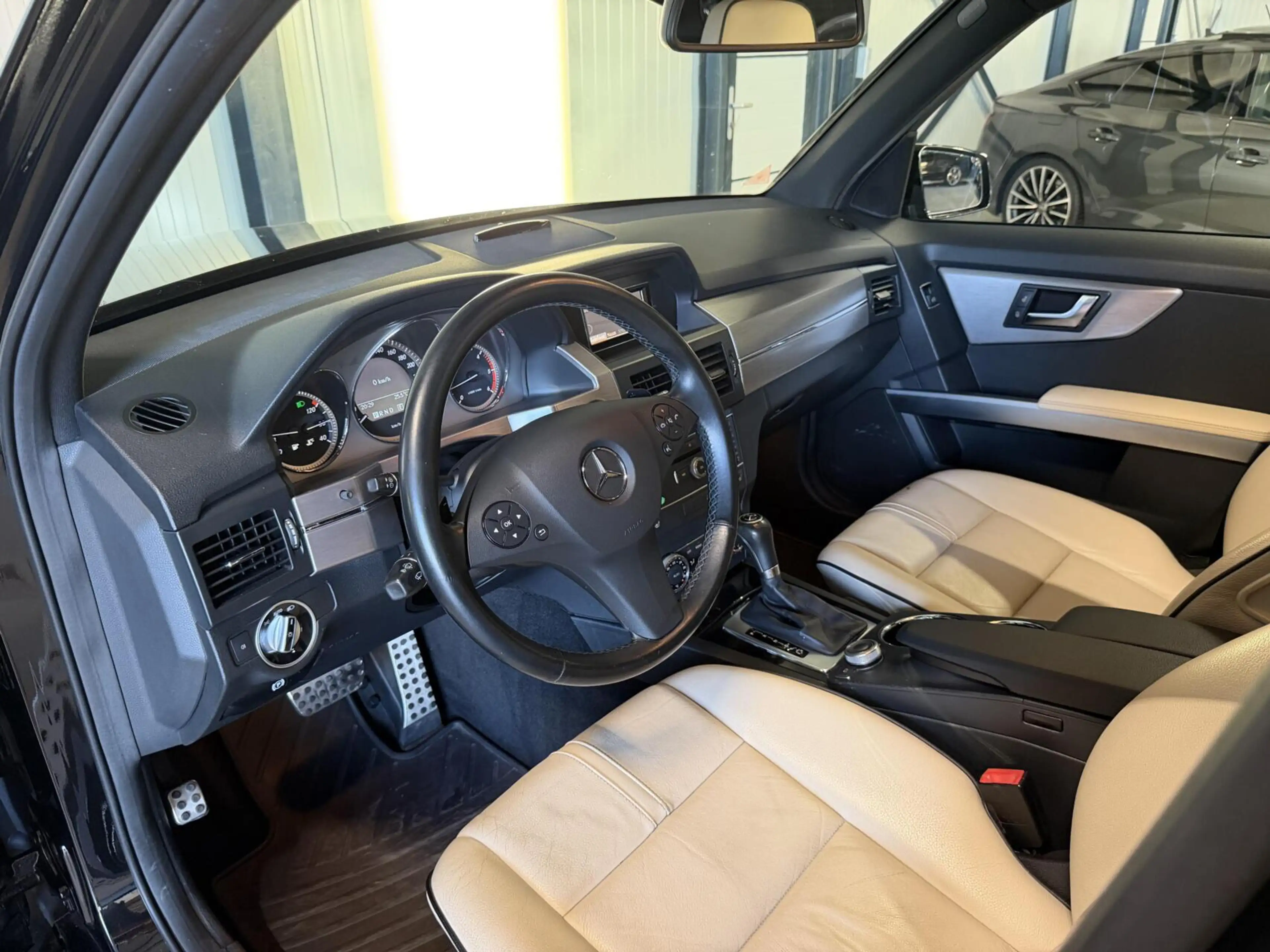 Mercedes-Benz GLK 220 CDI 4-Matic AMG Pano Trekhaak Leer — photo 2