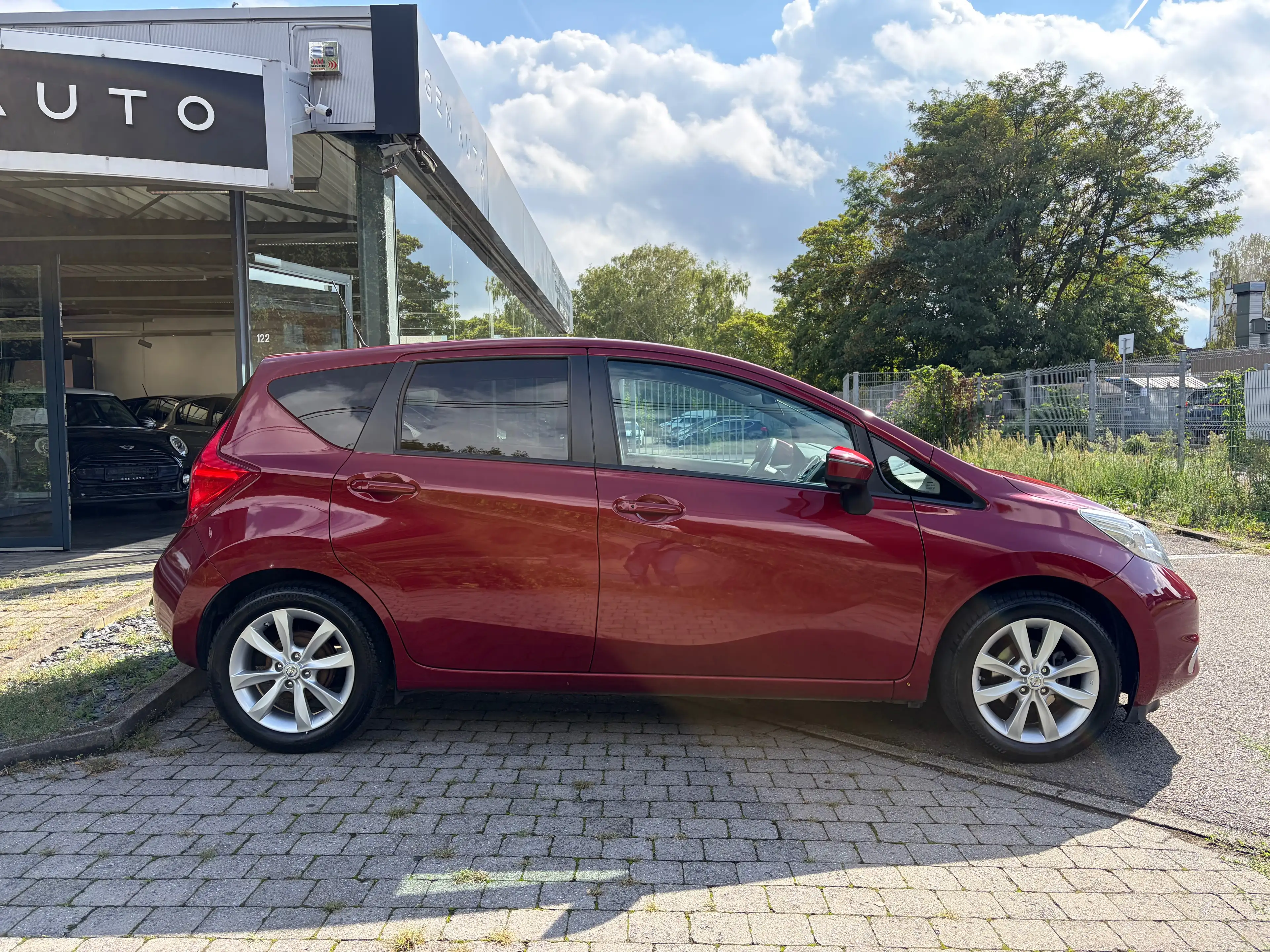 Nissan Note 1.2 DIG-S N-TEC CVT Automatique GPS Keyless&Go * 12 MOIS GARANTIE * — photo 4