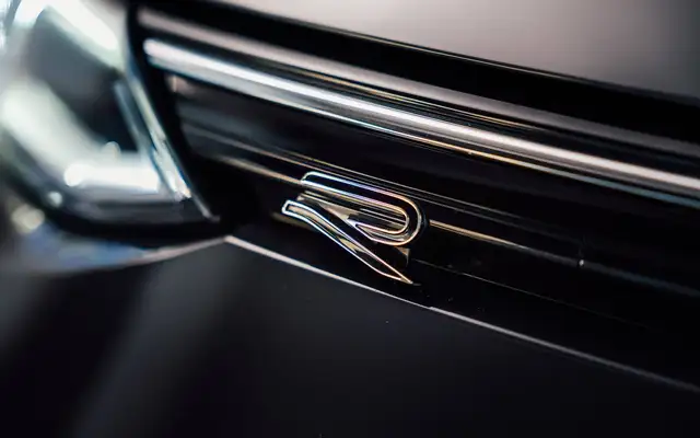 Volkswagen Golf view 6