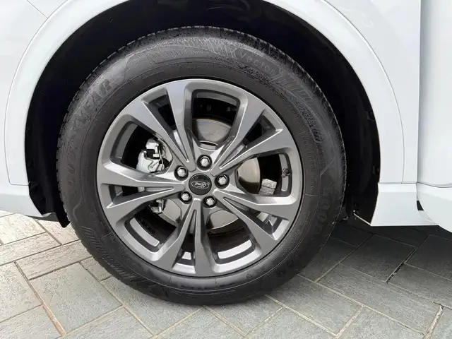 Ford Kuga view 11