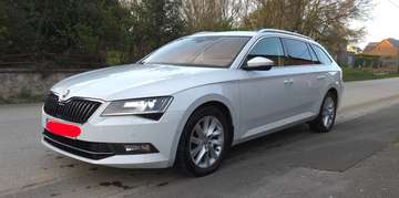 Superb SW 1.6 CR TDi Style DSG