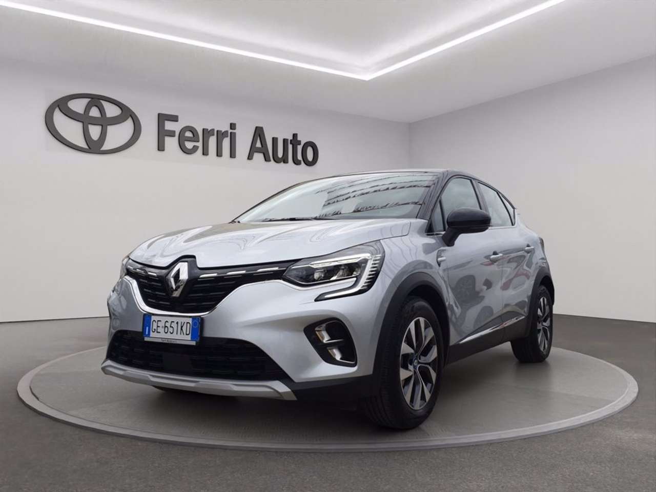 Renault Captur 1.6 e-tech phev intens 160cv auto my21