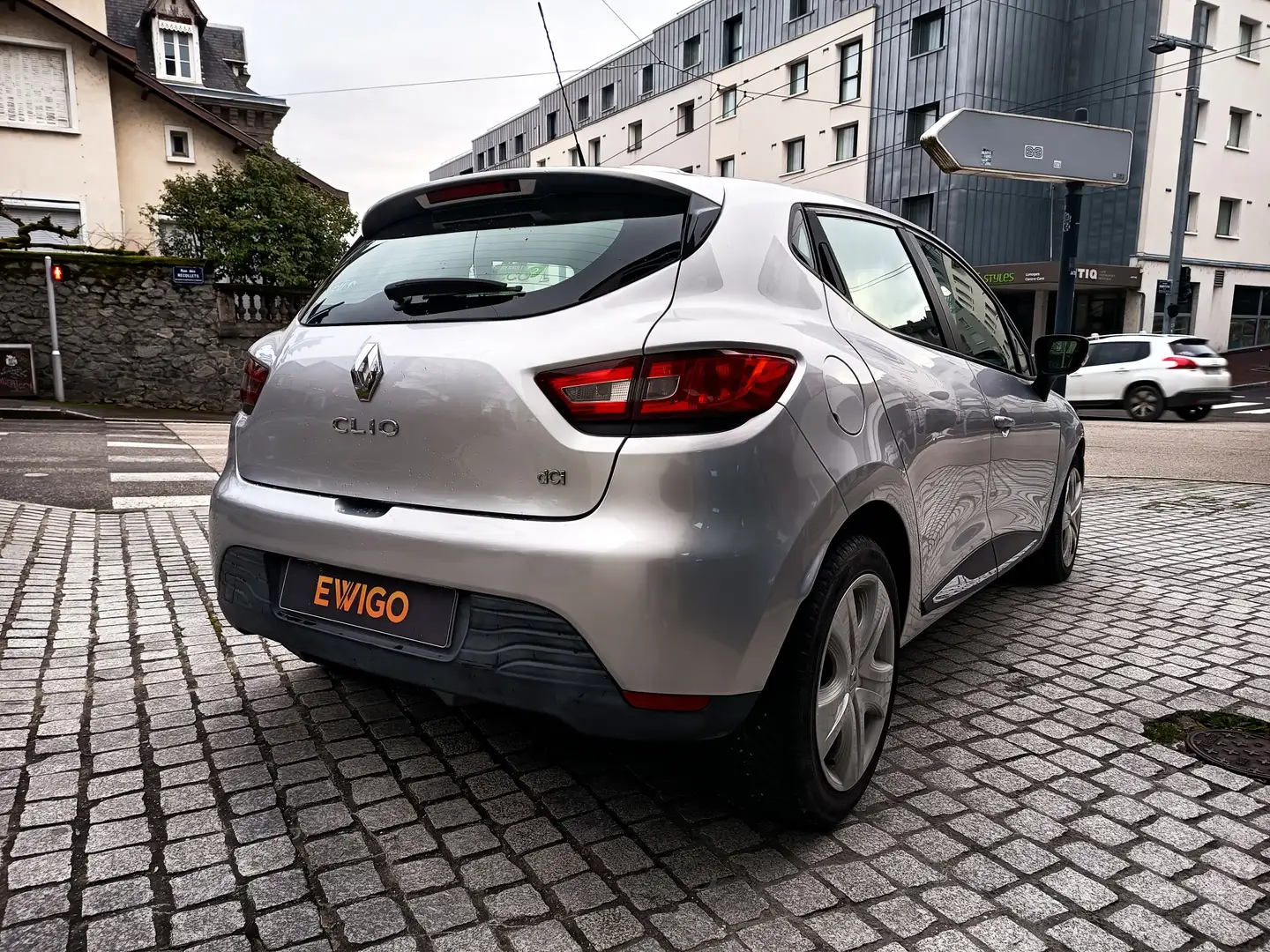 Renault Clio 1.5 DCI 90 ZEN - 2