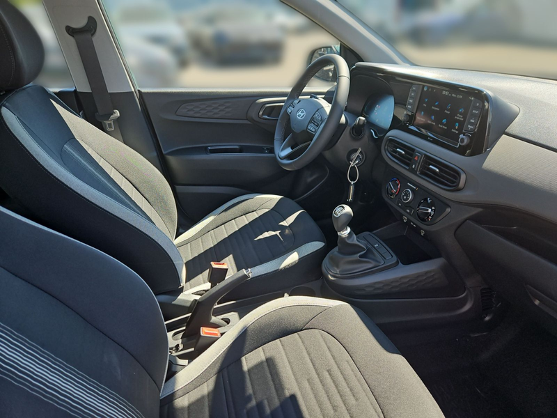 Hyundai i10 1.0 Select — photo 14
