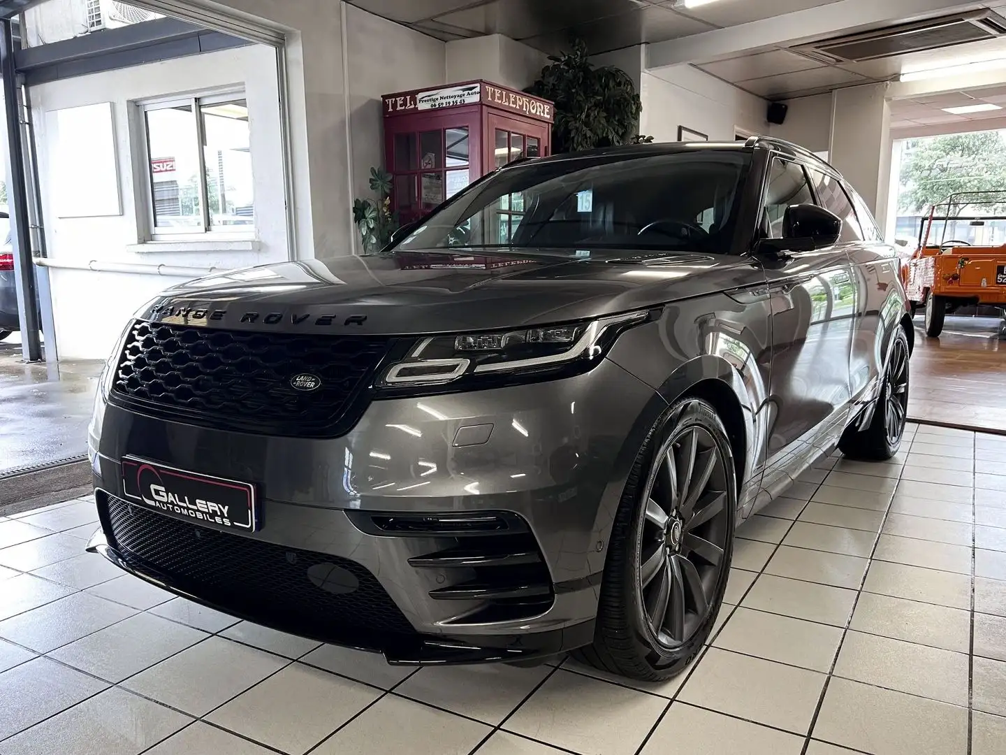 Land Rover Range Rover Velar 3.0D V6 300CH R-DYNAMIC HSE AWD BVA Gris - 1