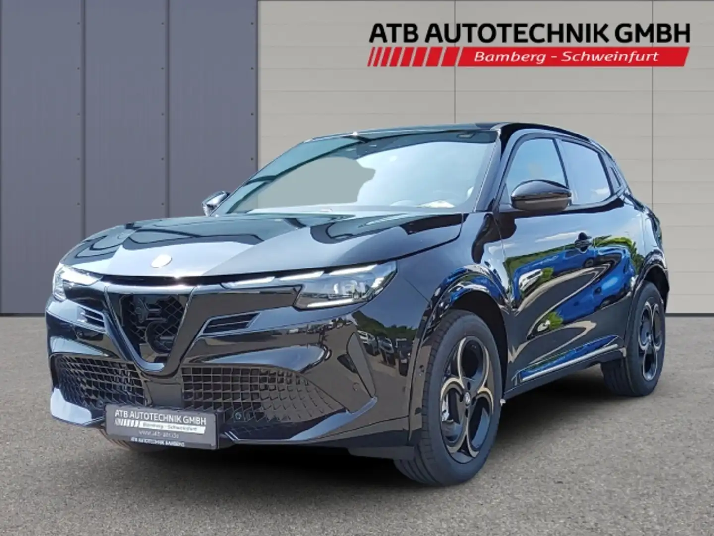 Alfa Romeo Junior Intensa Sondermodell, Navi, SHZ, PDC Schwarz - 1