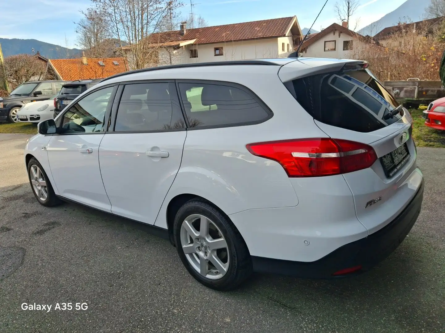 Ford Focus Turnier Business Navi AHK Weiß - 2