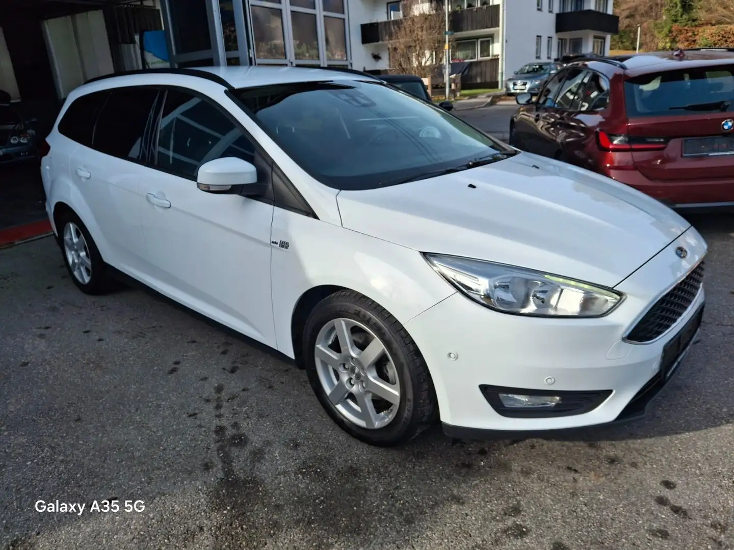 Ford Focus Turnier Business Navi AHK Weiß - 1