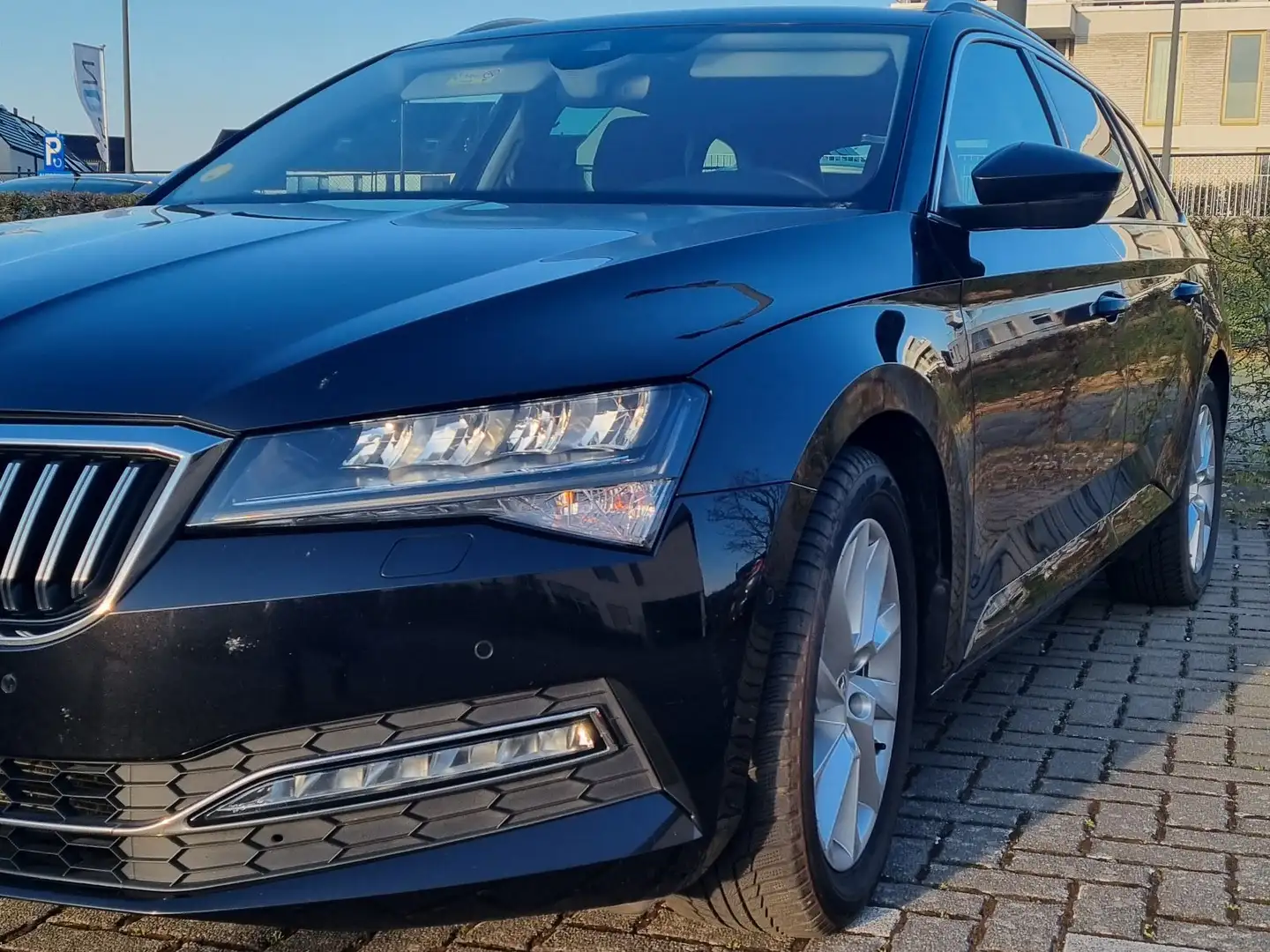 Skoda Superb SW 2.0 CR TDi Sportline DSG Zwart - 2