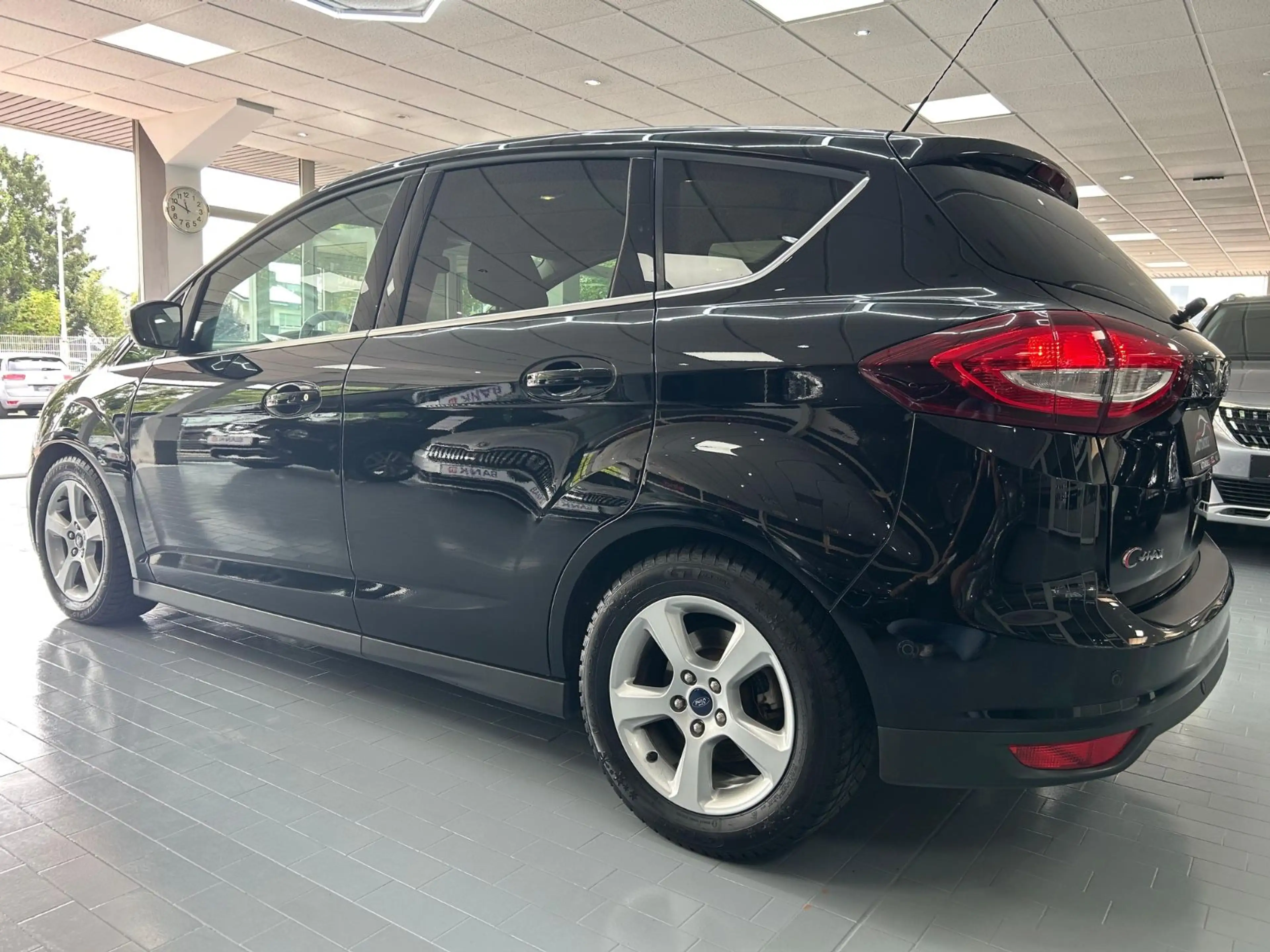 Ford C-Max C-MAX Titanium — photo 3