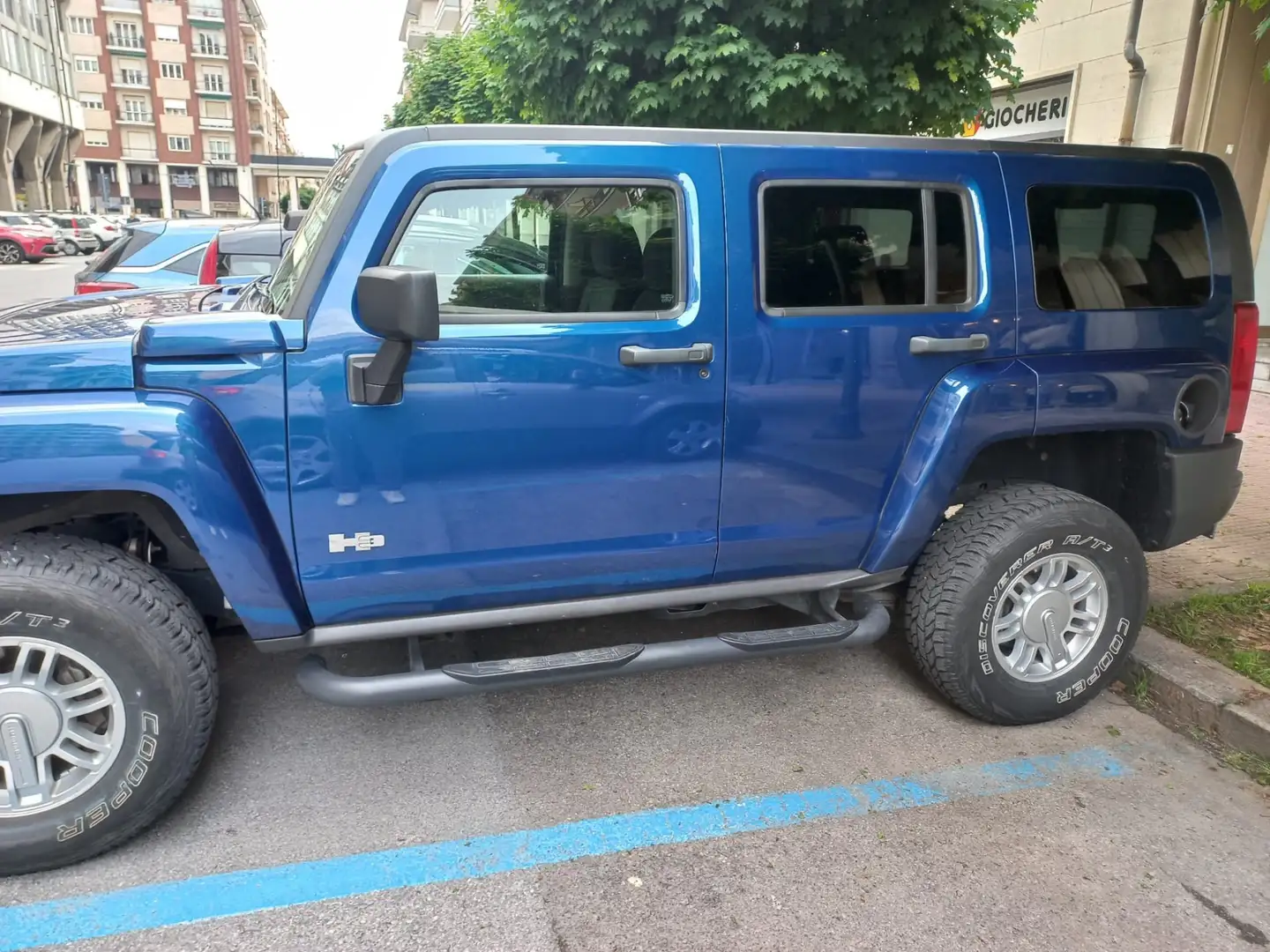 HUMMER H3 3.5 SUV - 2