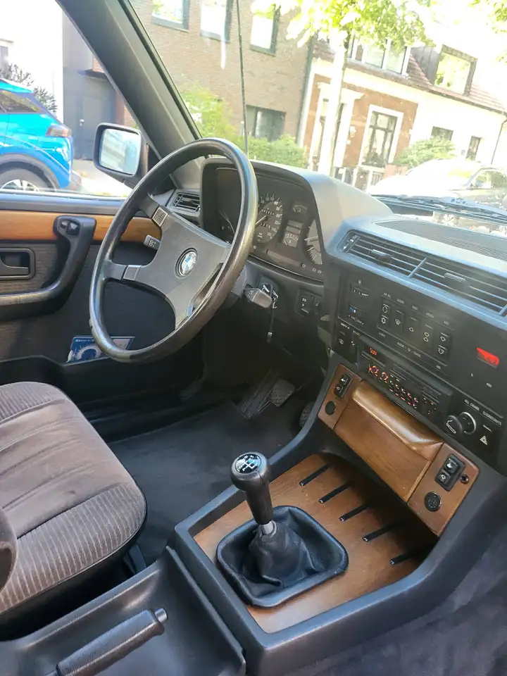BMW 735 i, foto 9