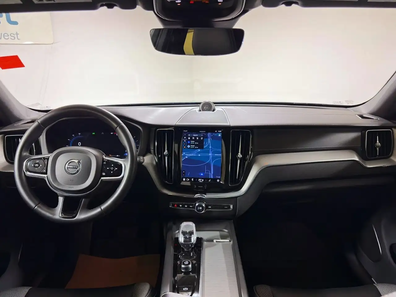 Volvo XC60 снимка Volvo XC60