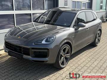Turbo S E-Hybrid 360° Head-UP 22-Alu
