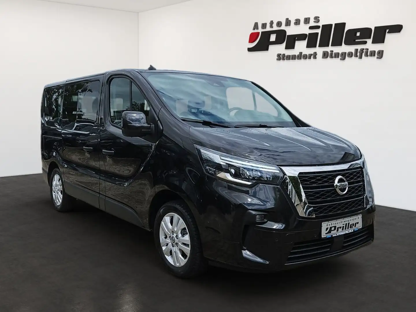 Nissan Primastar Kombi L1H1 2,8t Tekna/NAVI/LED/DAB/8Si Negru - 2