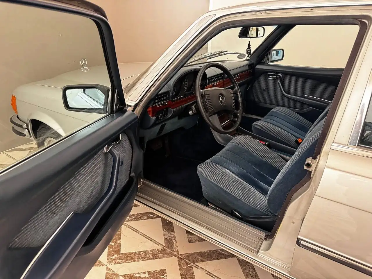 Mercedes-Benz S 280 SE 280 Limousine, foto 11