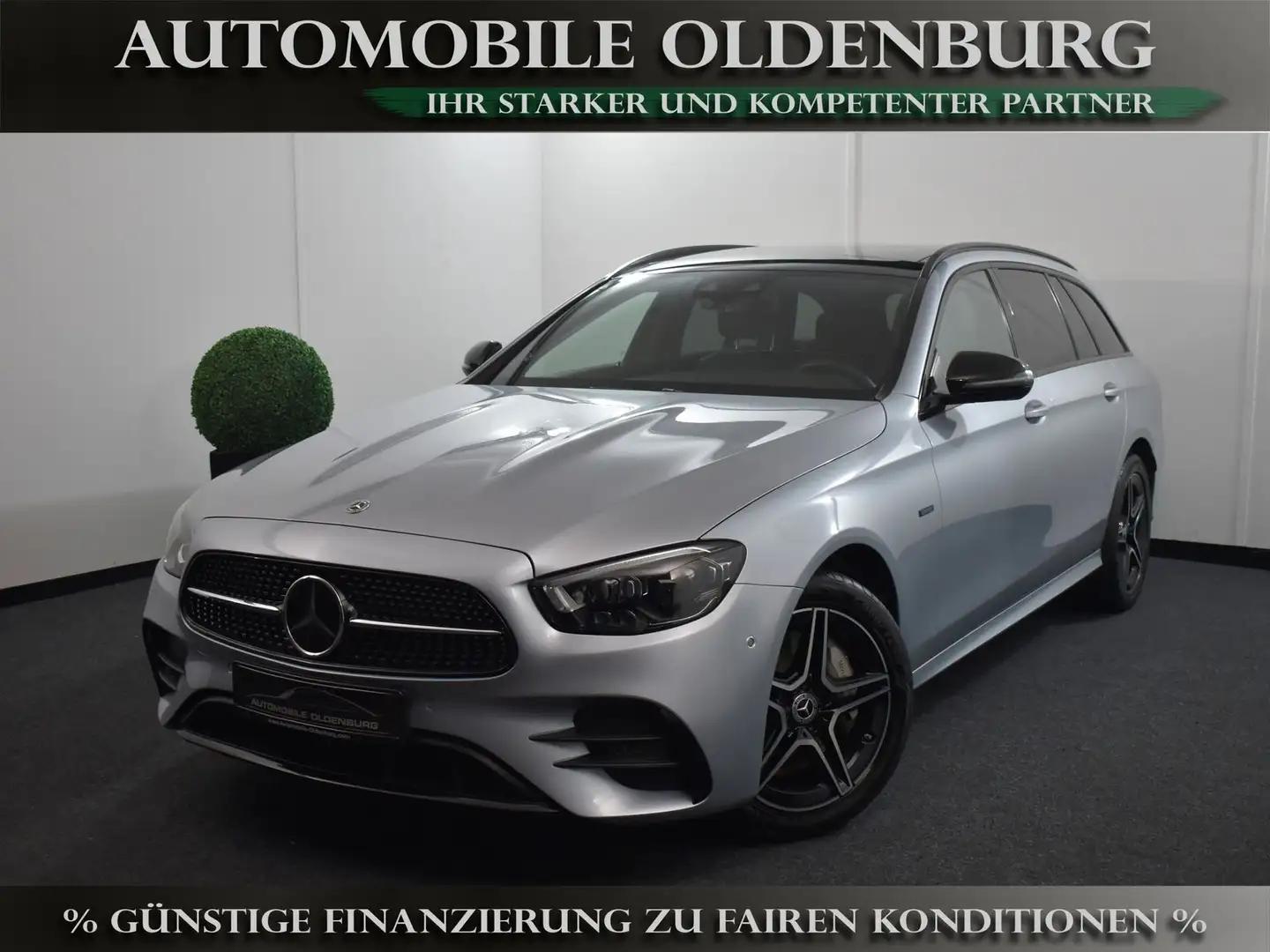 Mercedes-Benz E 300 de T 4MATIC AMG *Distro+*Pano*BURM*MBEAM* Argent - 1