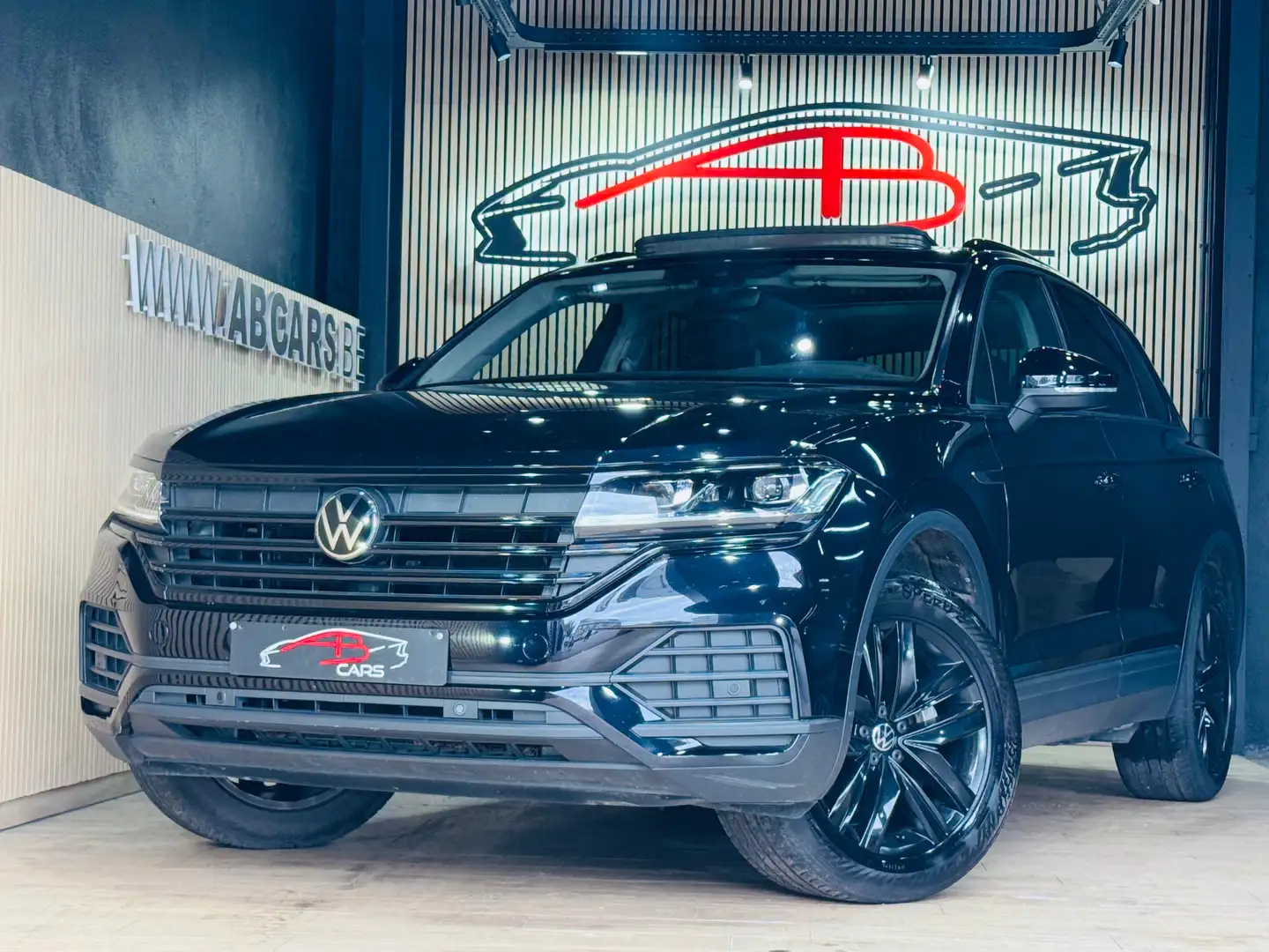 Volkswagen Touareg 3.0 TDi V6 SCR 4Mo * GARANTIE 12 MOIS * 1ER PROP Zwart - 1