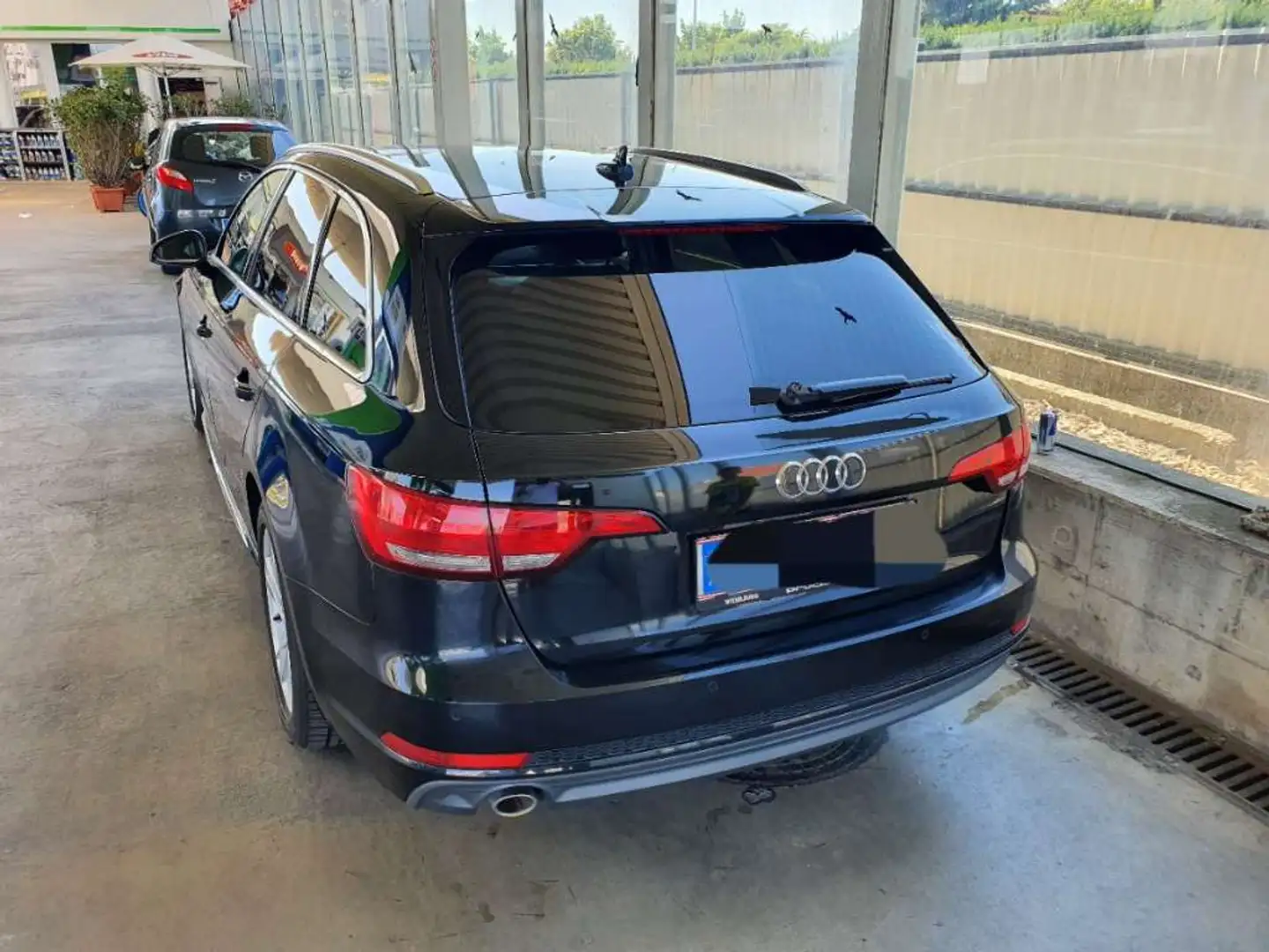 Audi A4 A4 Avant 2,0 TDI Design Design Schwarz - 2