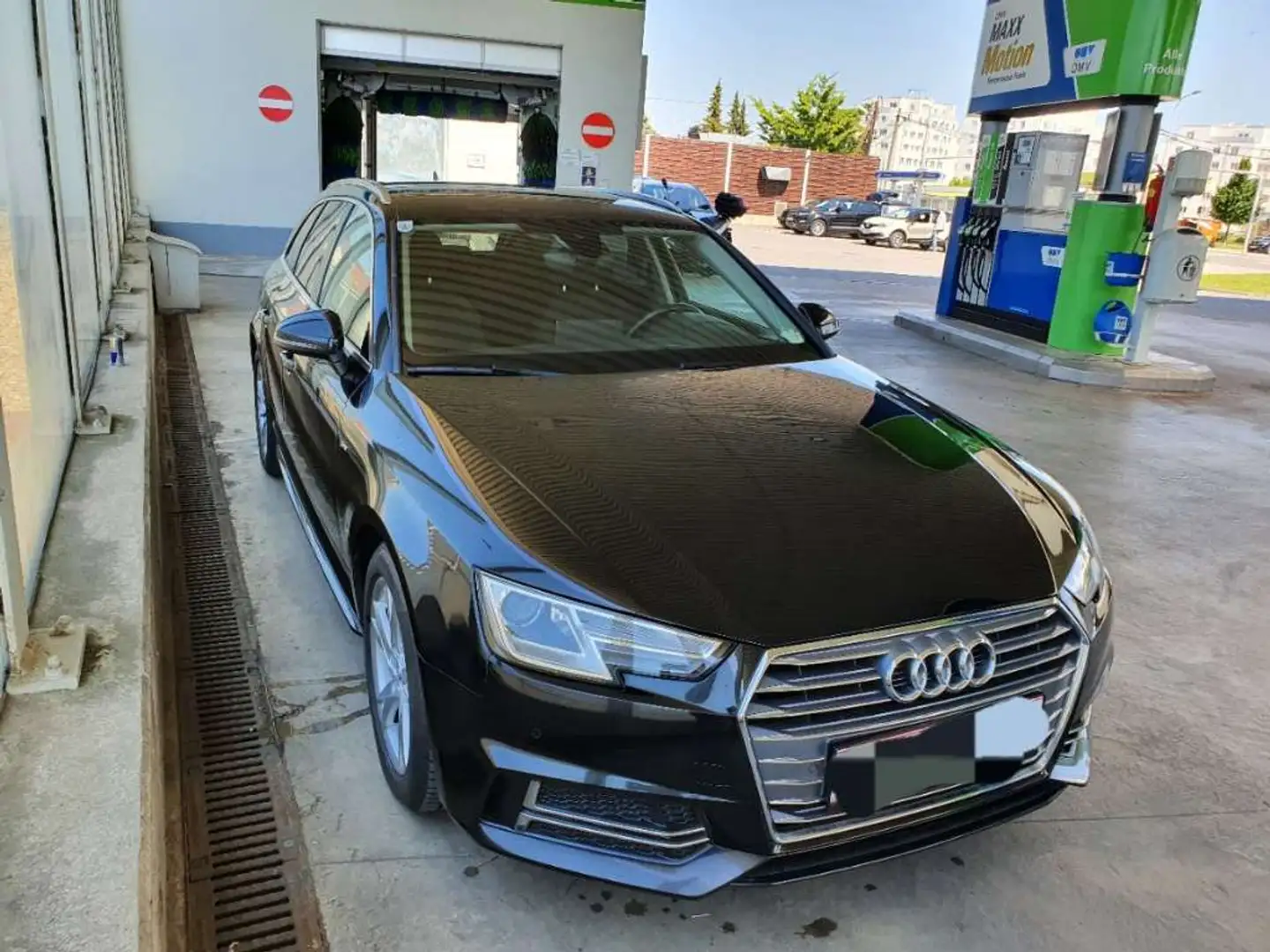 Audi A4 A4 Avant 2,0 TDI Design Design Schwarz - 1