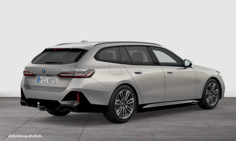 BMW 530 e xDrive M Sport HUD PANO Sound Syst. — photo 2
