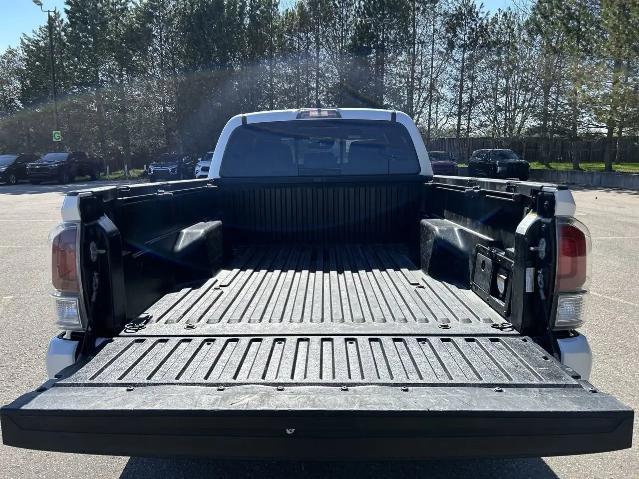 Toyota Tacoma снимка Toyota Tacoma