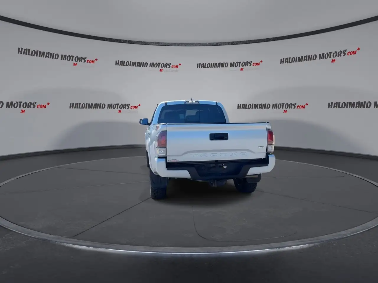 Toyota Tacoma снимка Toyota Tacoma