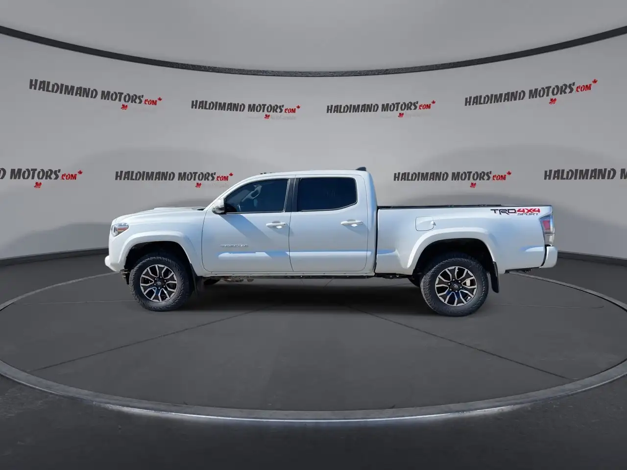 Toyota Tacoma снимка Toyota Tacoma