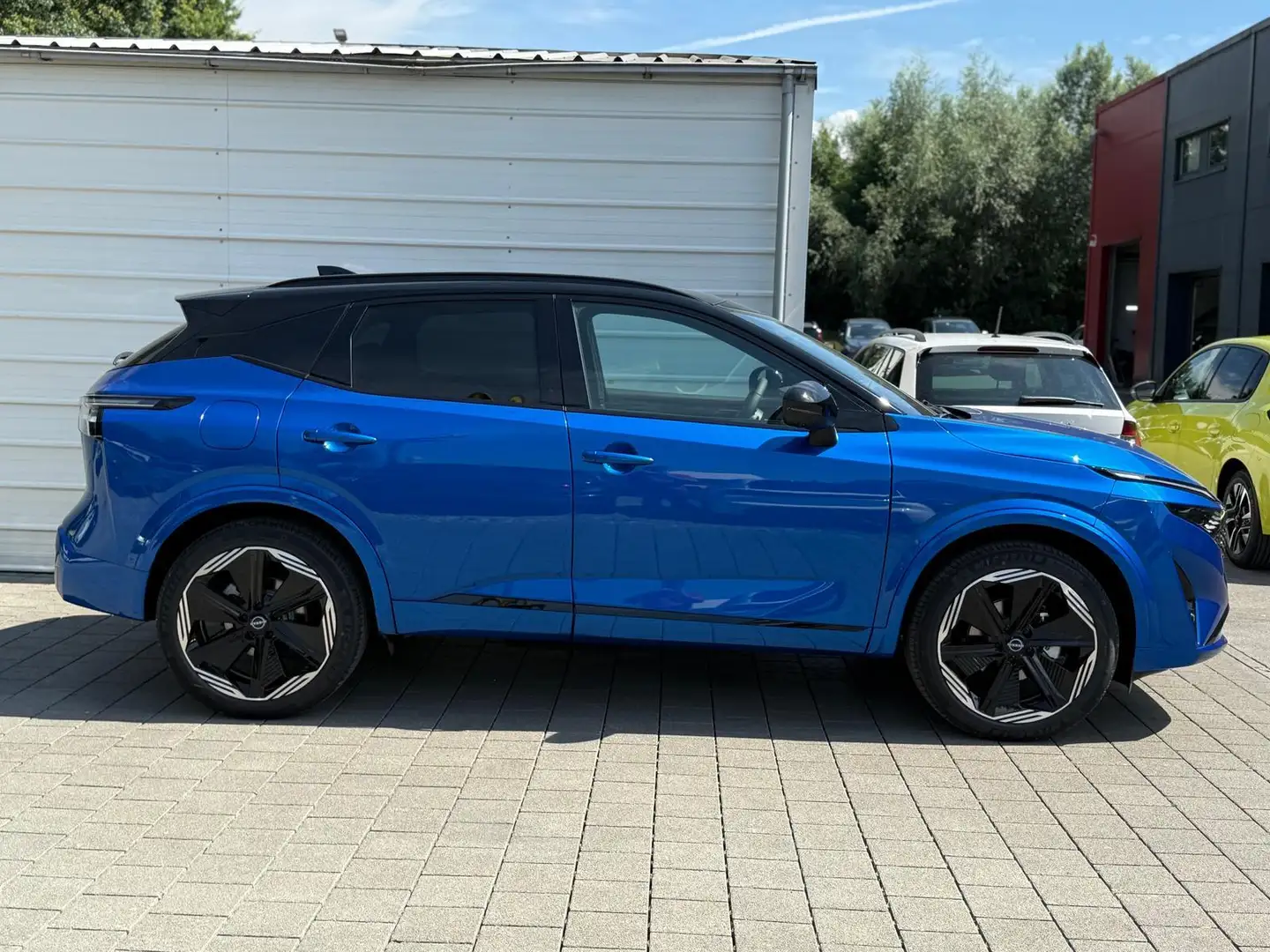 Nissan Qashqai N-DESIGN 1.3 mHEV AT Pano*20"*NAVI*SHZ*I-Key* 1... Blau - 2