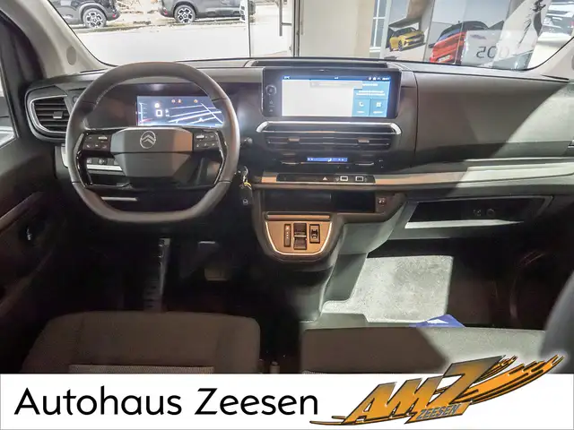 Citroen Spacetourer view 6