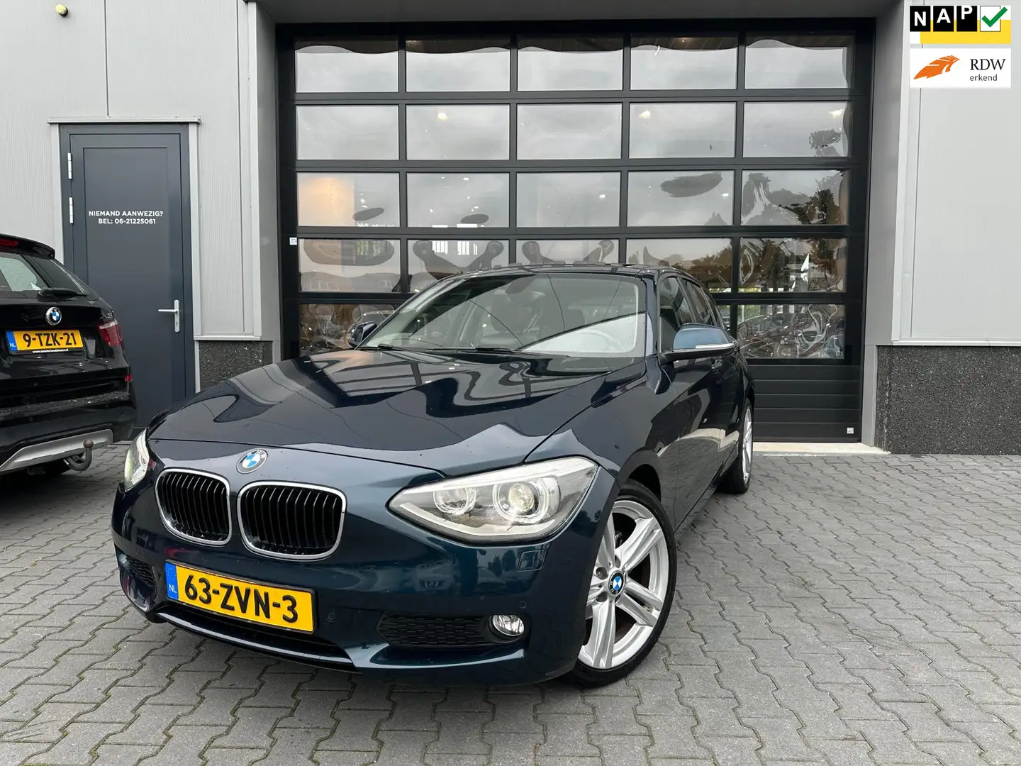 BMW 116 1-serie 116i Upgrade Edition AUTOMAAT LEER OPEN DA Bleu - 1