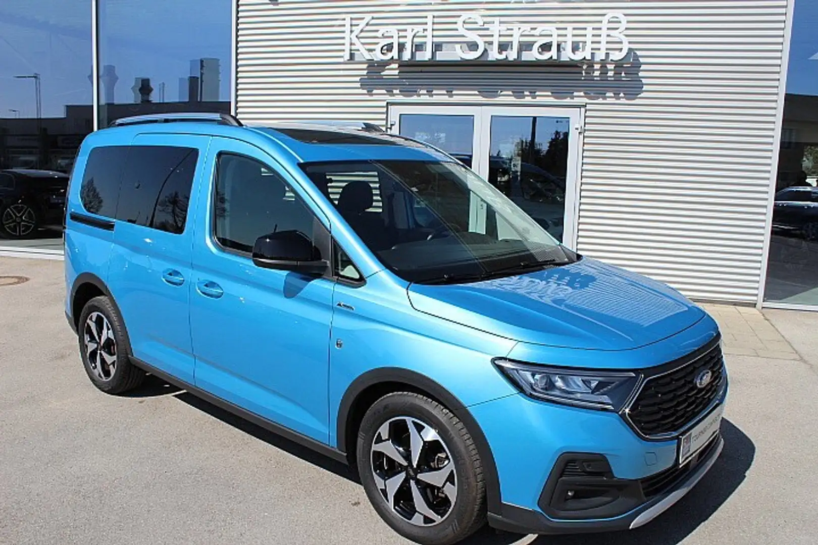 Ford Tourneo Connect 1,5 EcoBoost L1 Active Aut. Blau - 1
