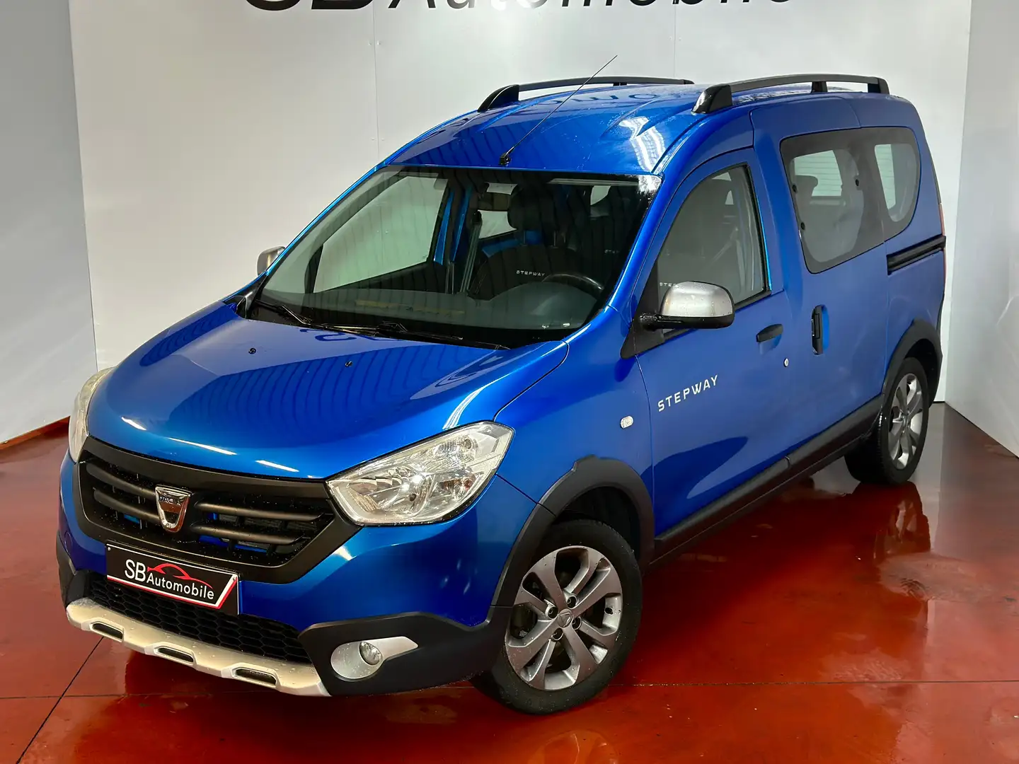 Dacia Dokker ✅️RÉSERVÉ✅️ Modrá - 2