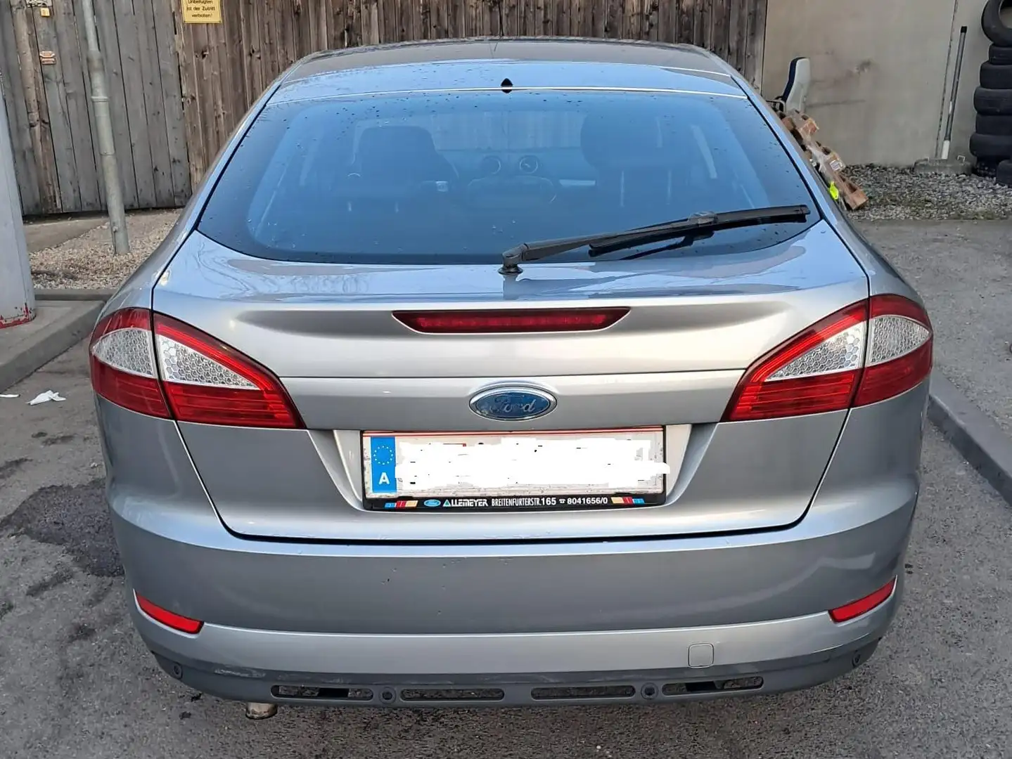 Ford Mondeo Mondeo Titanium 2,0 TDCi DPF Titanium Silber - 2