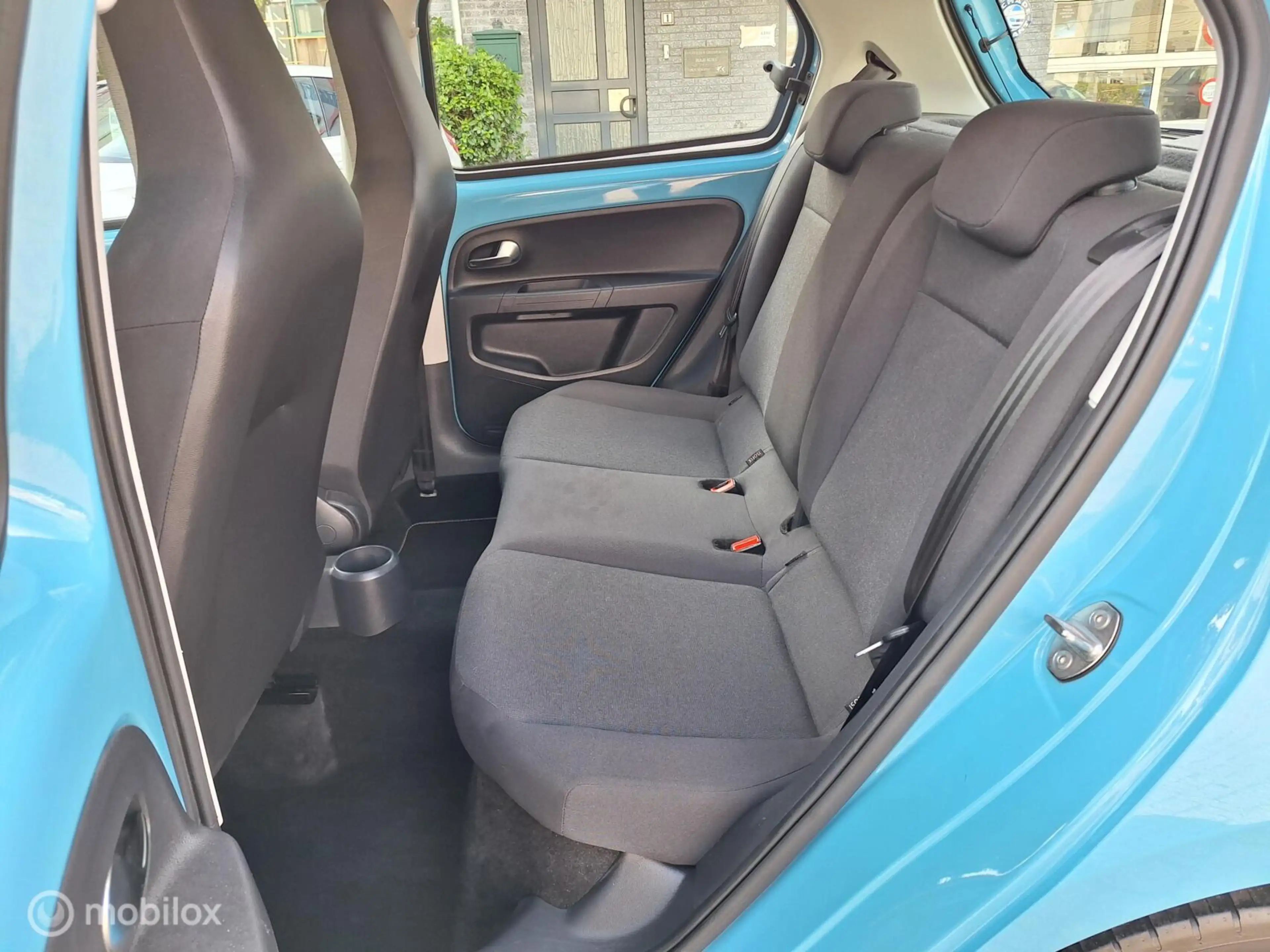Volkswagen up! 1.0 BMT MOVE UP! • — photo 12