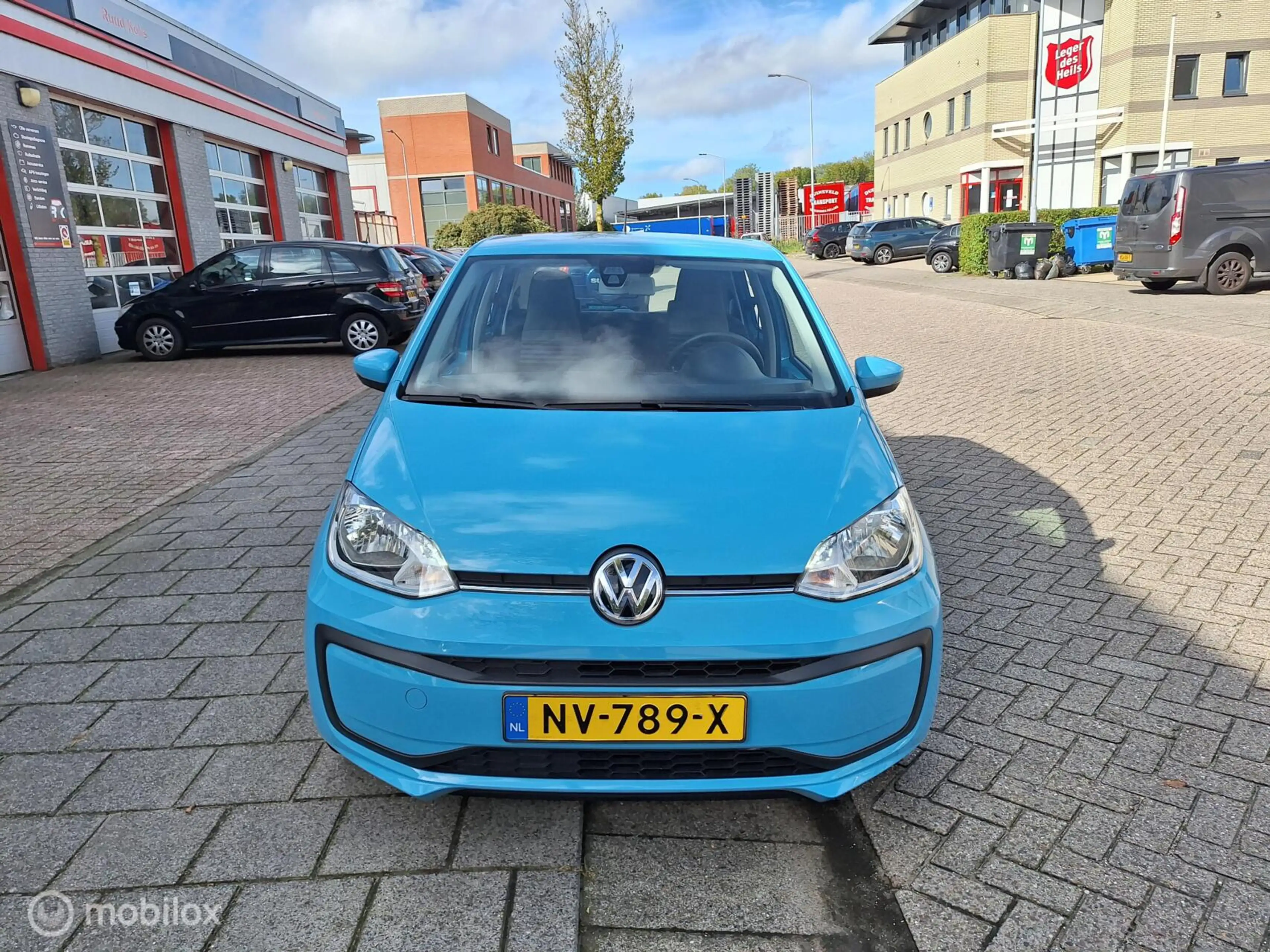 Volkswagen up! 1.0 BMT MOVE UP! • — photo 4
