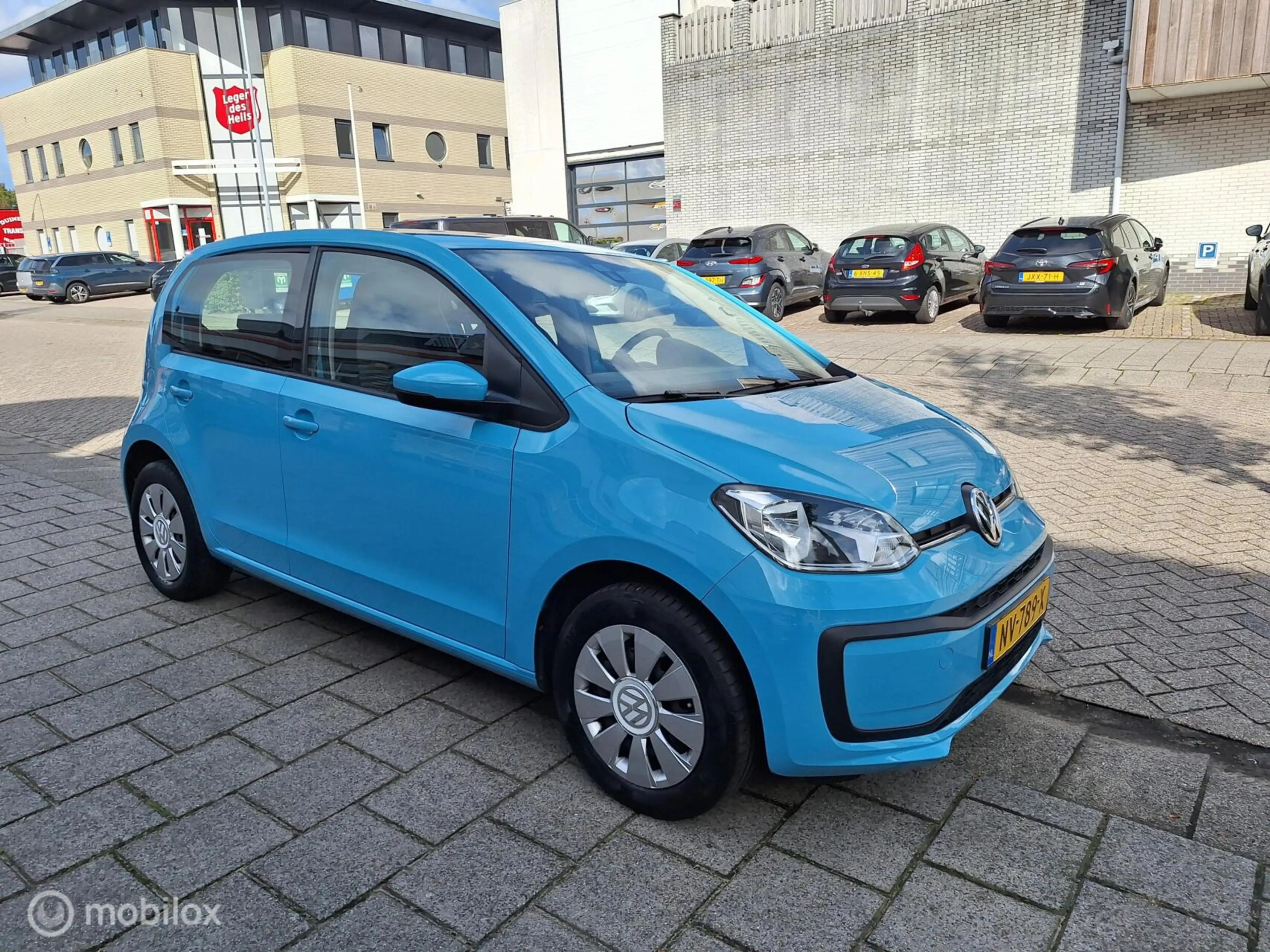 Volkswagen up! 1.0 BMT MOVE UP! • — photo 5