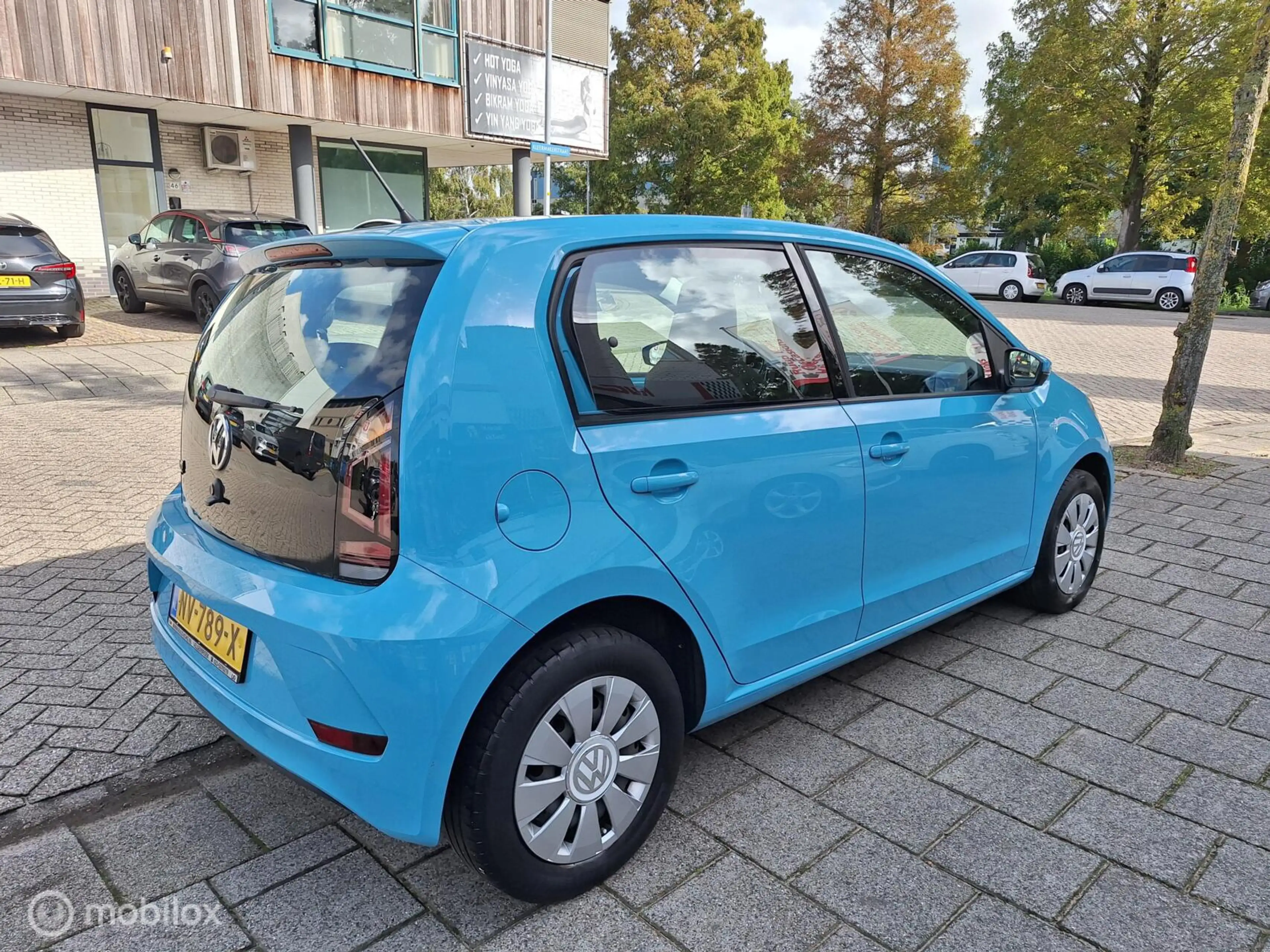 Volkswagen up! 1.0 BMT MOVE UP! • — photo 7