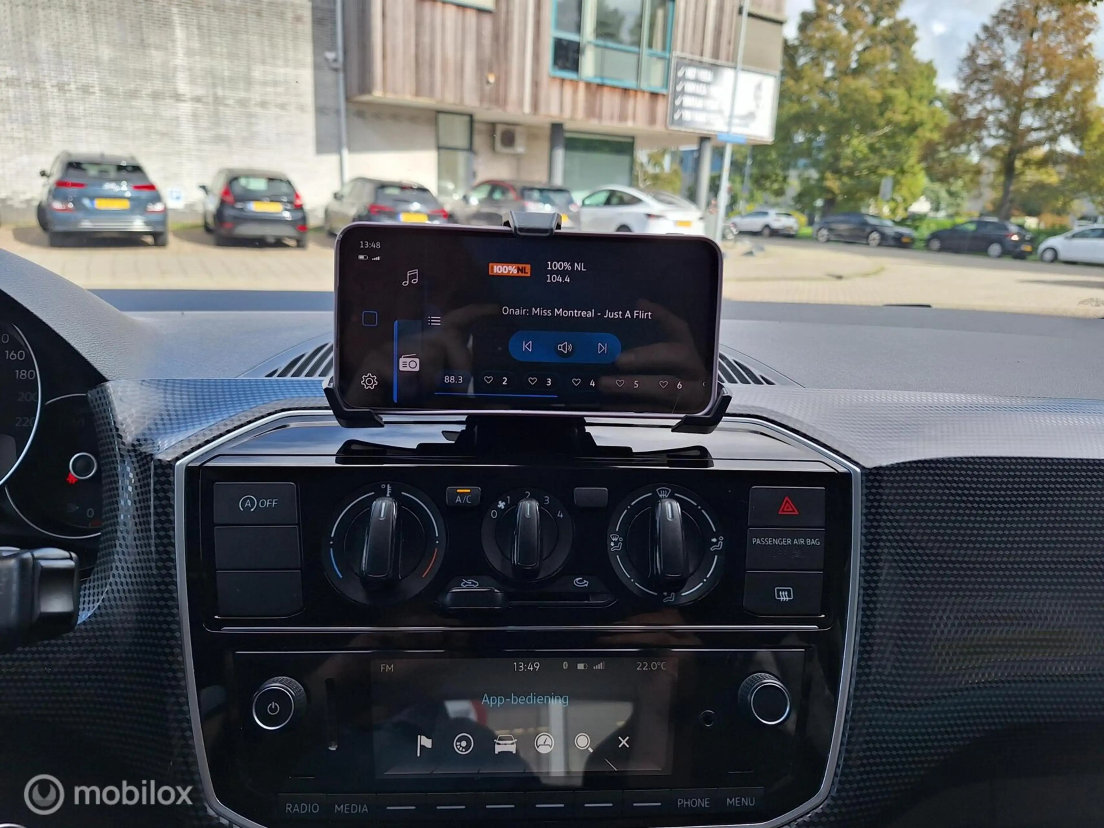 Volkswagen up! 1.0 BMT MOVE UP! • — photo 19